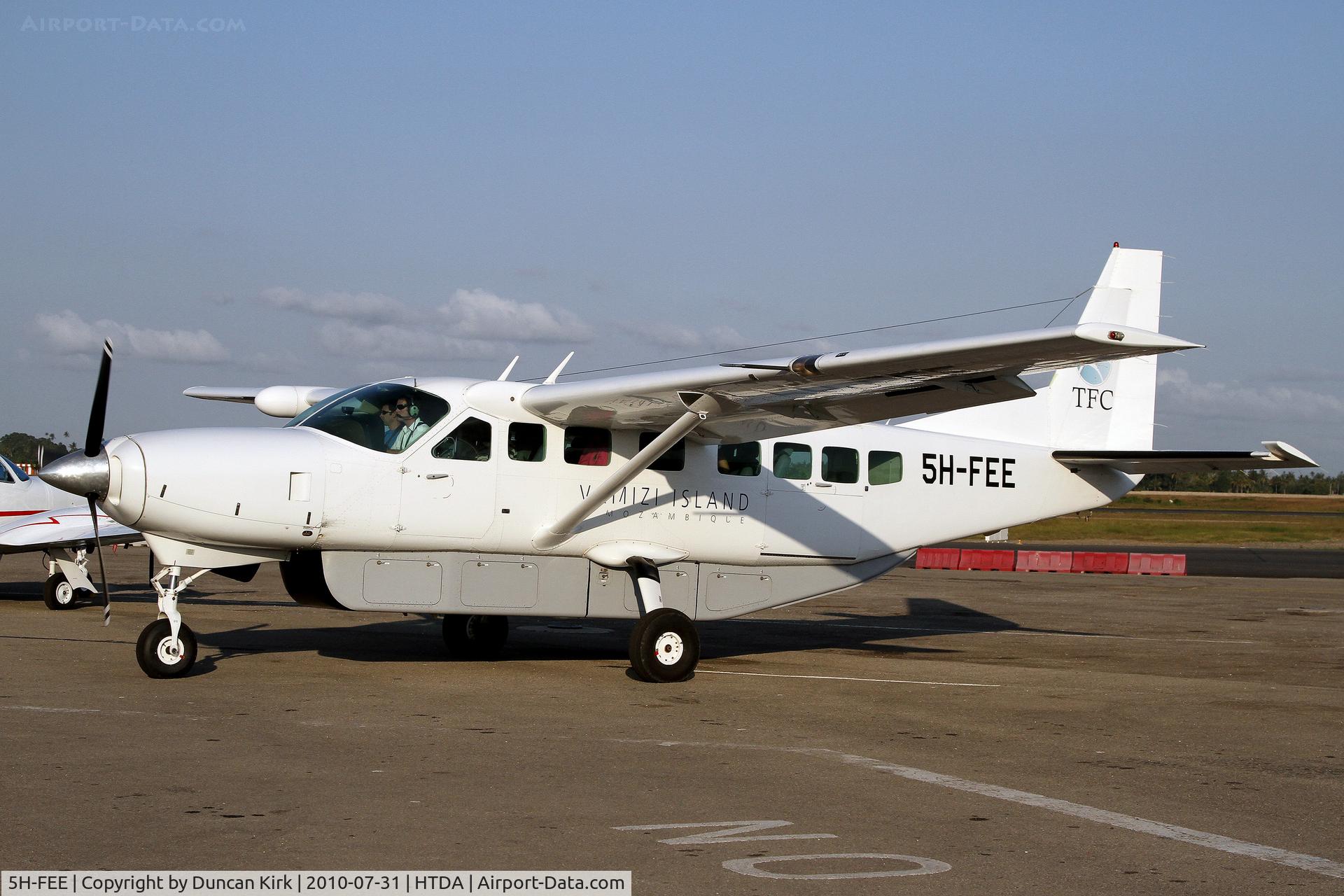 5H-FEE, Cessna 208B Caravan 1 C/N 208B1026, TFC Caravan