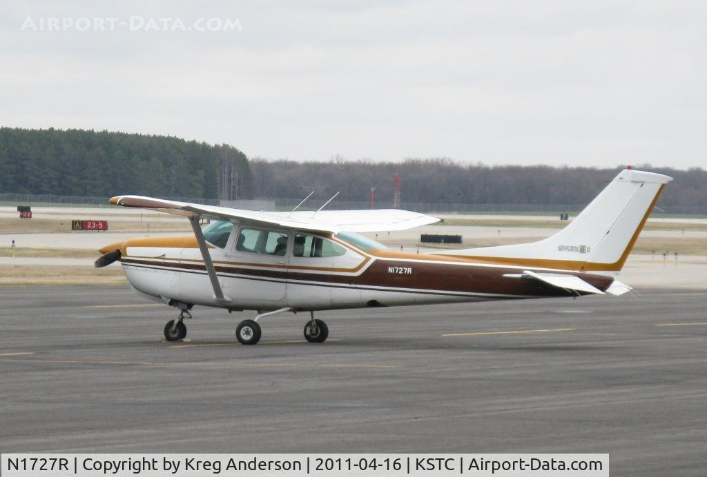 N1727R, 1978 Cessna R182 Skylane RG C/N R18200537, Cessna R182 Skylane on the ramp.