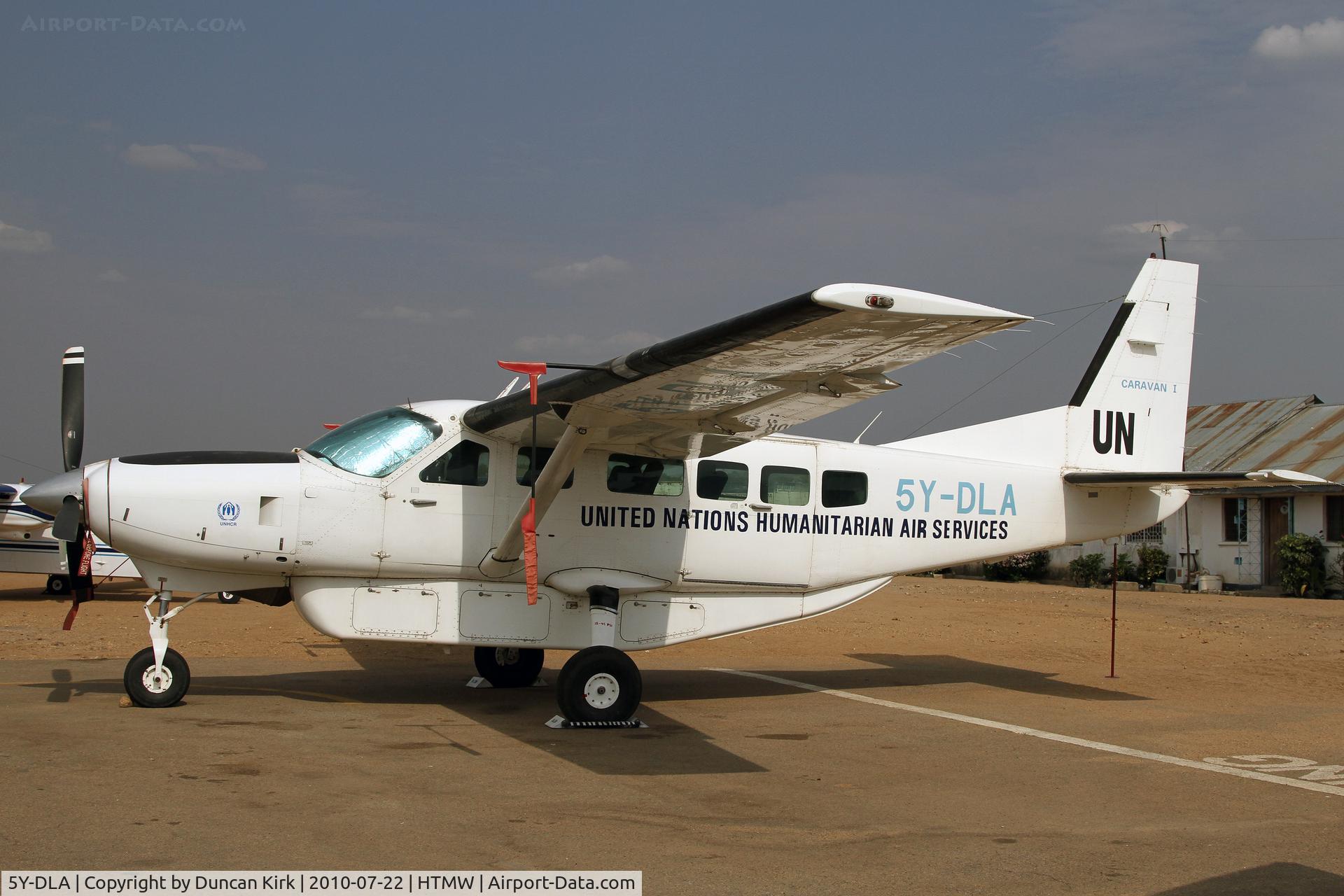 5Y-DLA, 1986 Cessna 208 Caravan 1 C/N 20800107, UN Caravan