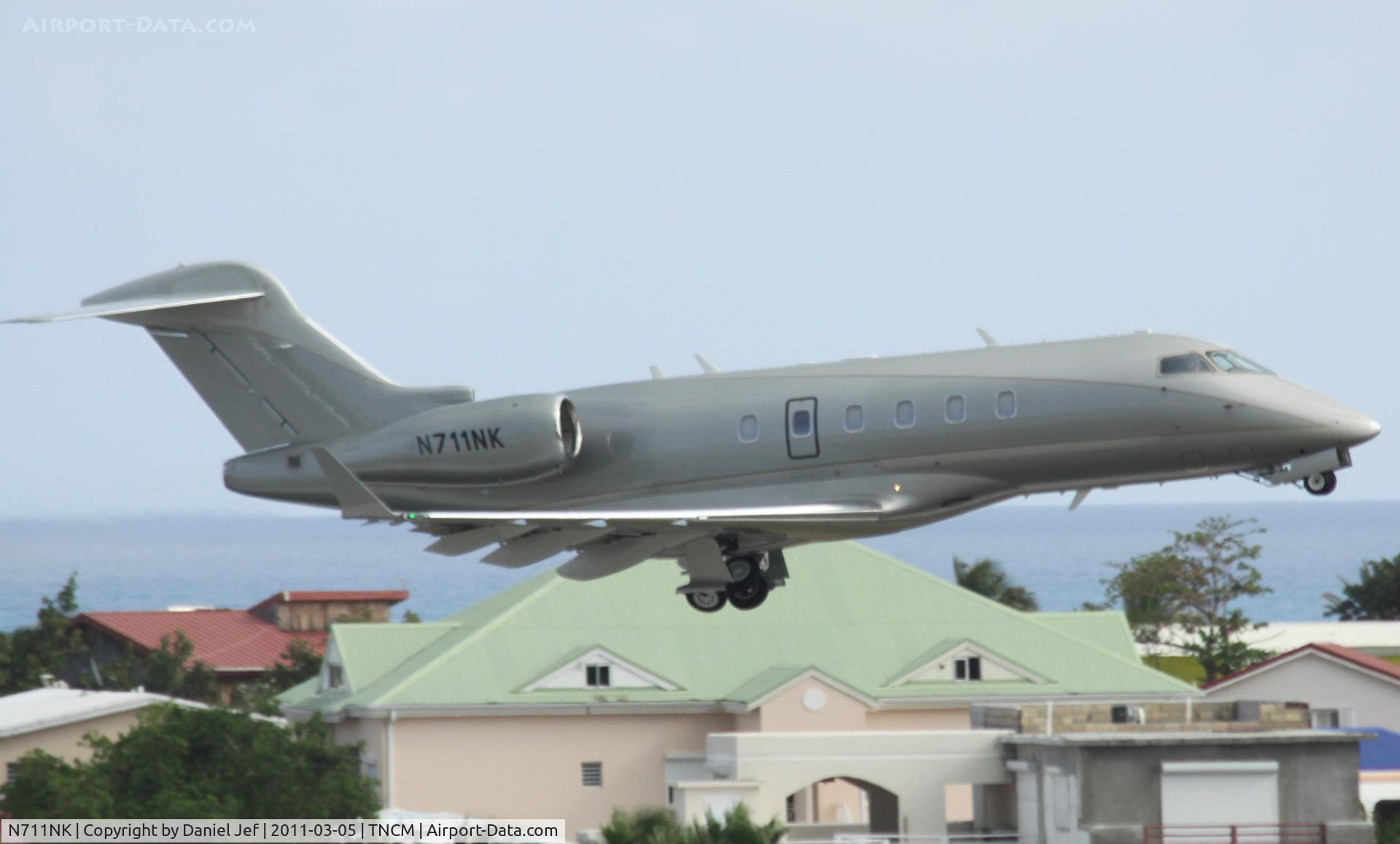 N711NK, 2006 Cessna 680 Citation Sovereign C/N 680-0095, N711NK departing TNCM runway 28