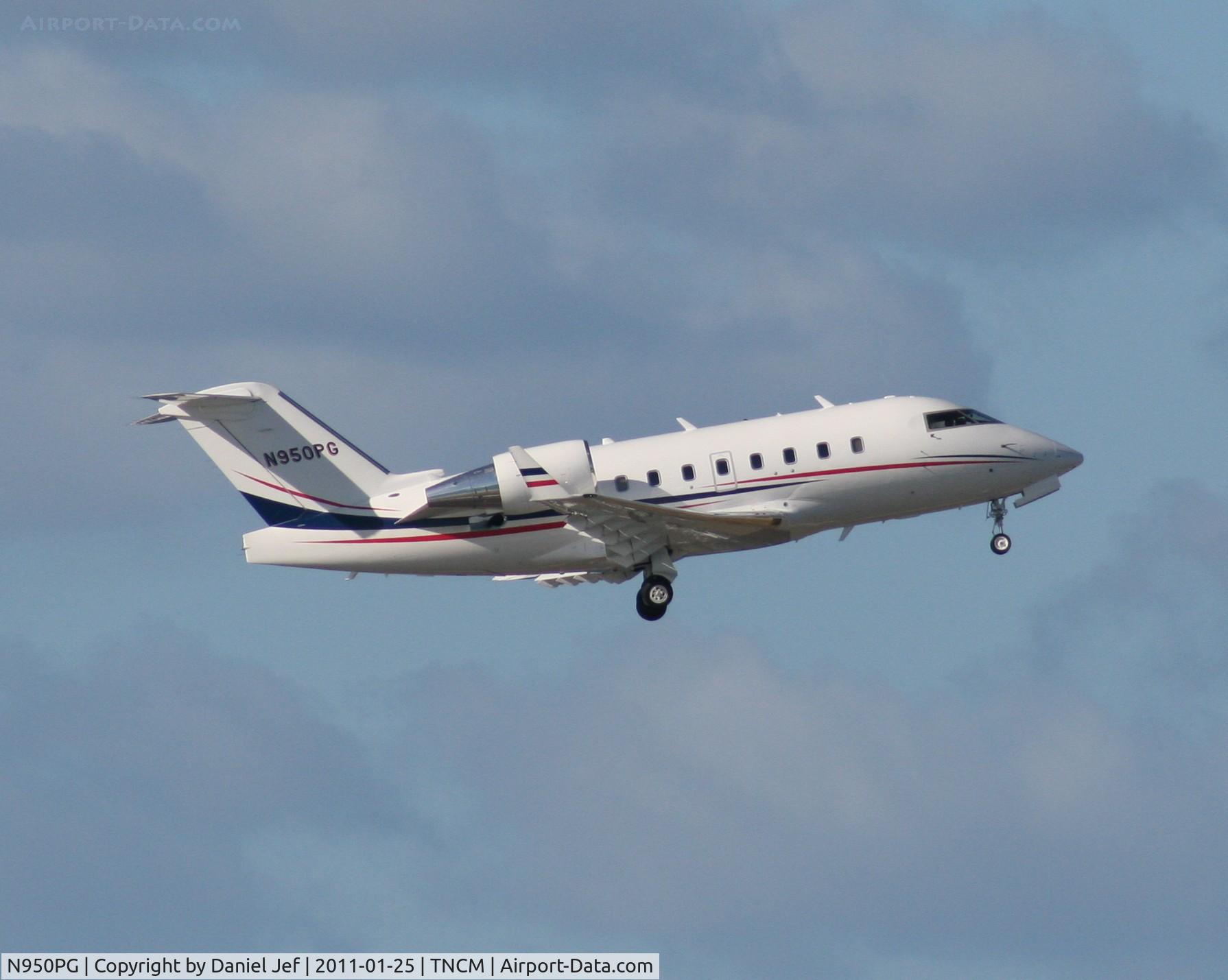 N950PG, 2003 Bombardier Challenger 604 (CL-600-2B16) C/N 5575, Departing TNCM