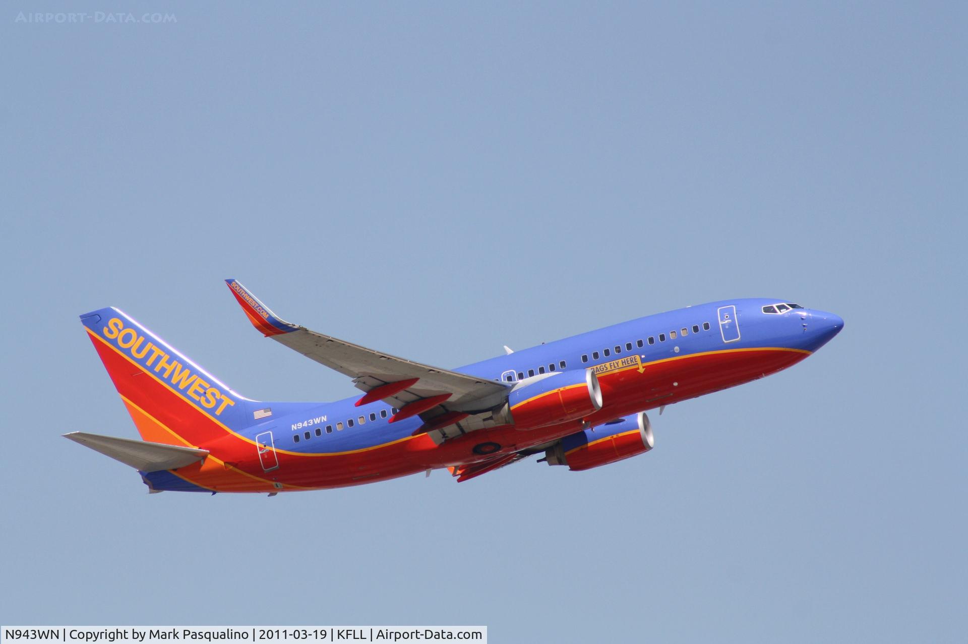 N943WN, 2010 Boeing 737-7H4 C/N 36913, Boeing 737-700