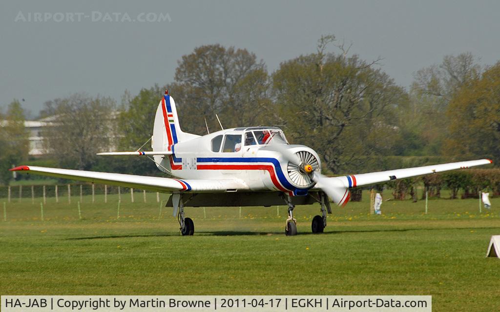 HA-JAB, 1978 Yakovlev Yak-18T C/N 2220202-3842, SHOT AT HEADCORN