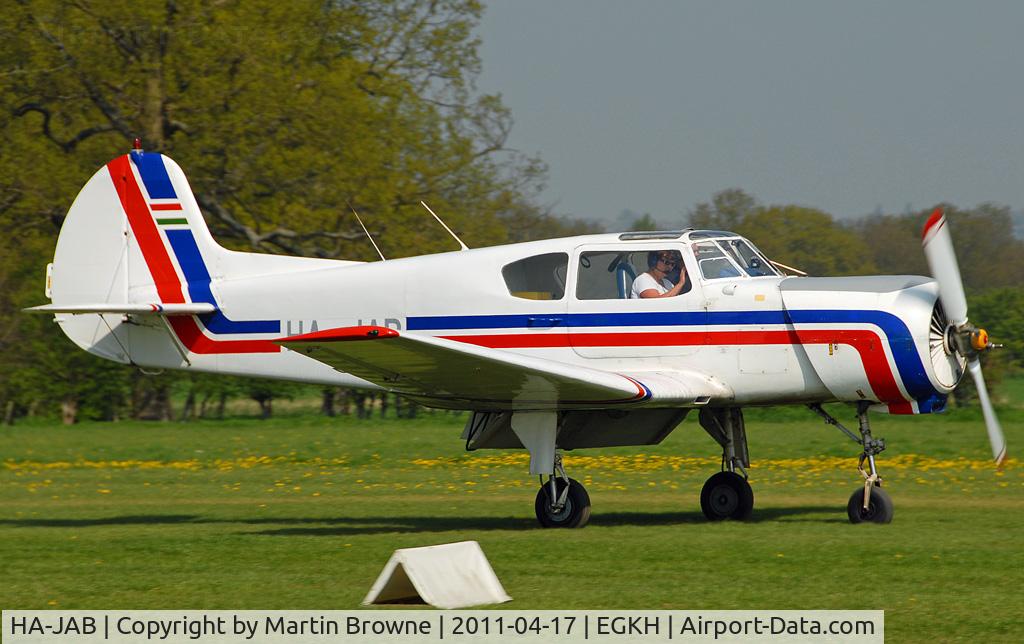 HA-JAB, 1978 Yakovlev Yak-18T C/N 2220202-3842, SHOT AT HEADCORN