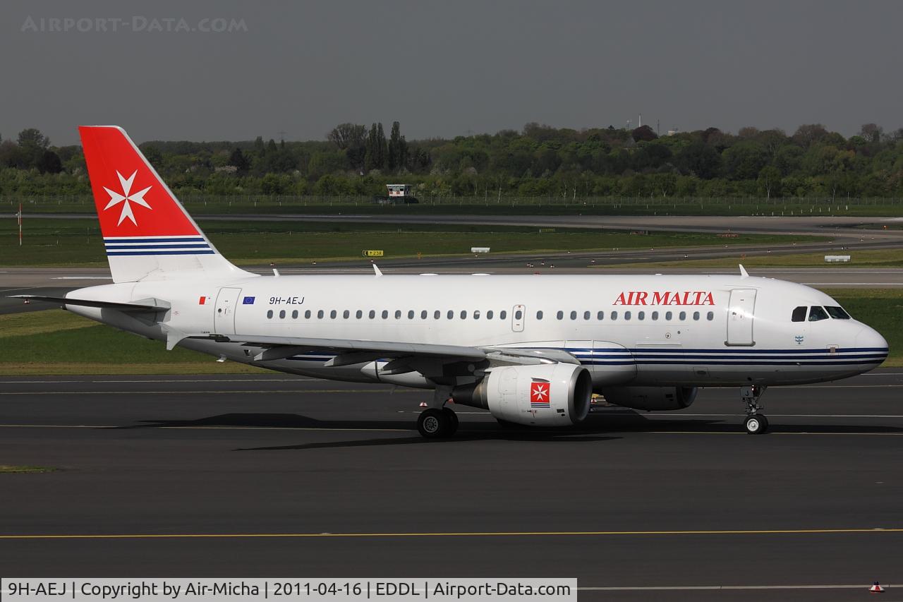9H-AEJ, 2004 Airbus A319-112 C/N 2186, Air Malta, Name: San Pawill