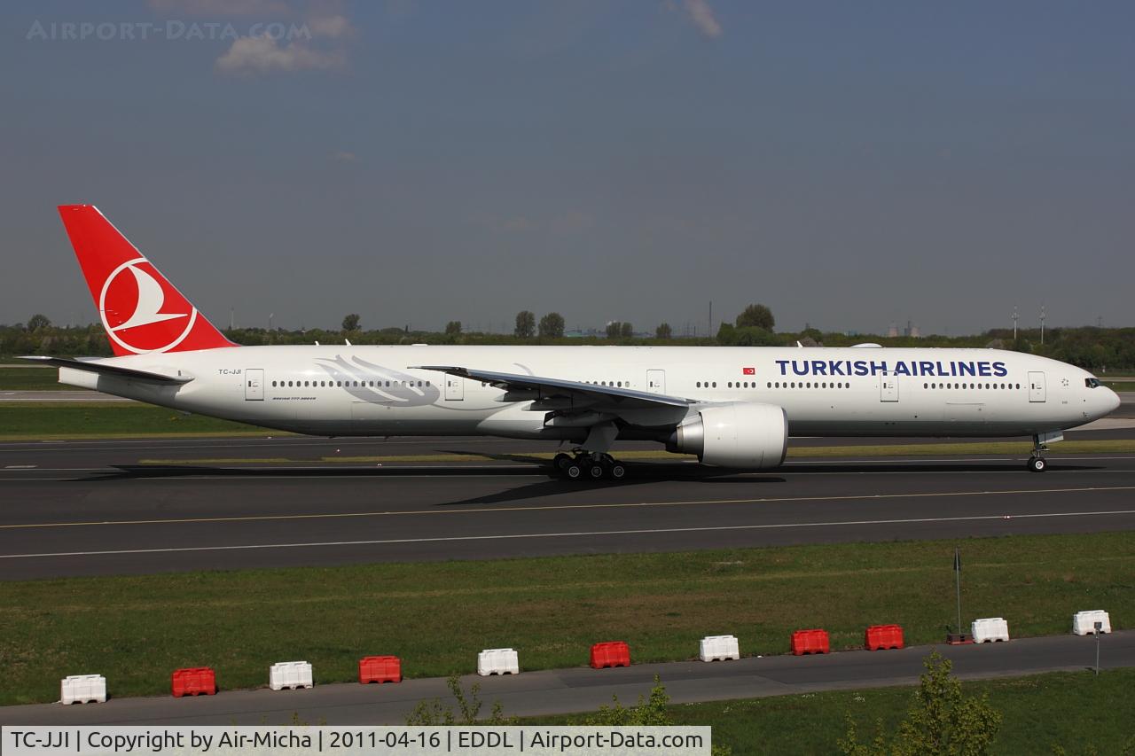 TC-JJI, 2010 Boeing 777-3F2/ER C/N 40709, Turkish Airlines, Name: Ege