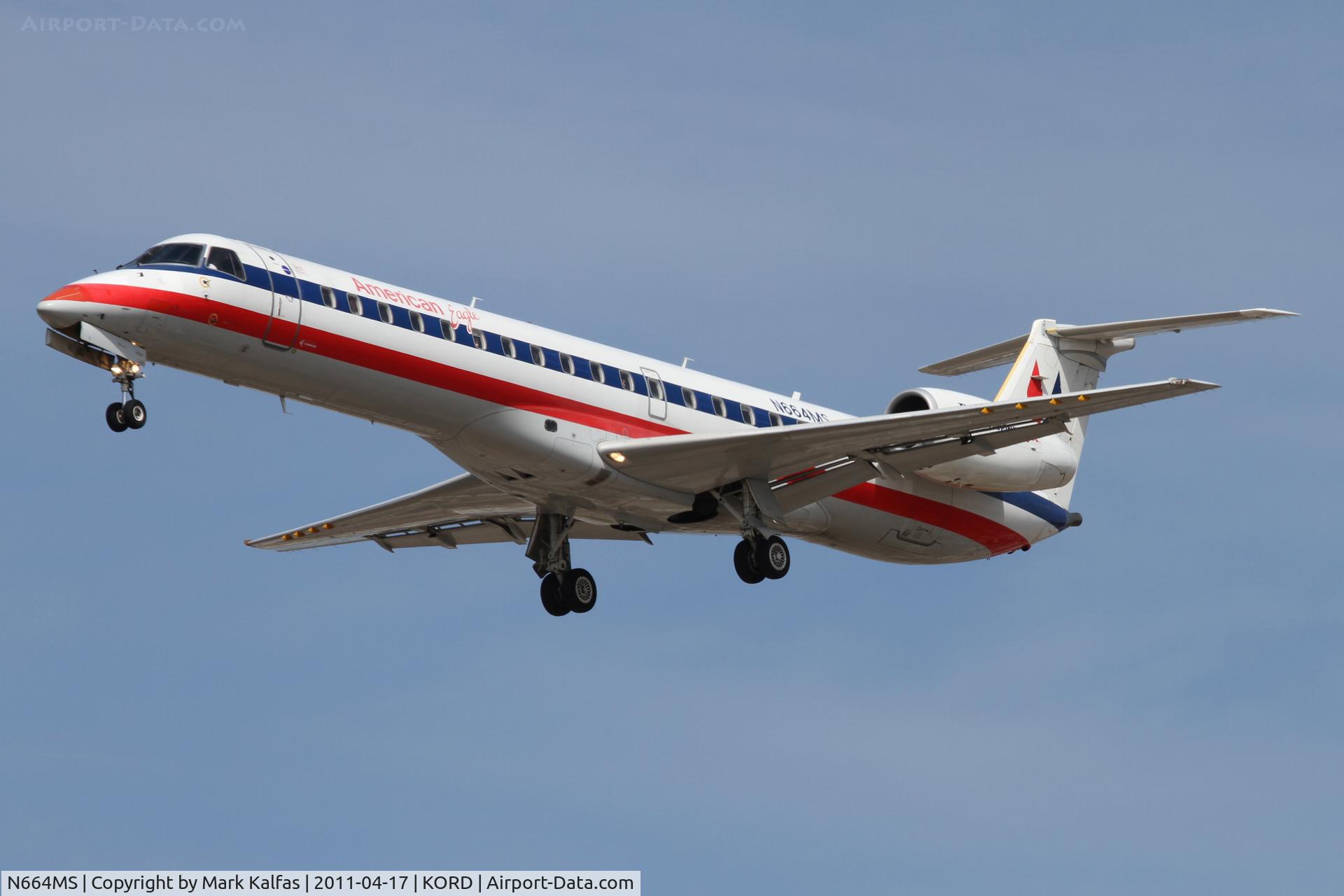 N664MS, 2004 Embraer ERJ-145LR (EMB-145LR) C/N 145779, American Eagle Embraer EMB-145LR, EGF3491 arriving from KMCI, RWY 28 approach KORD.