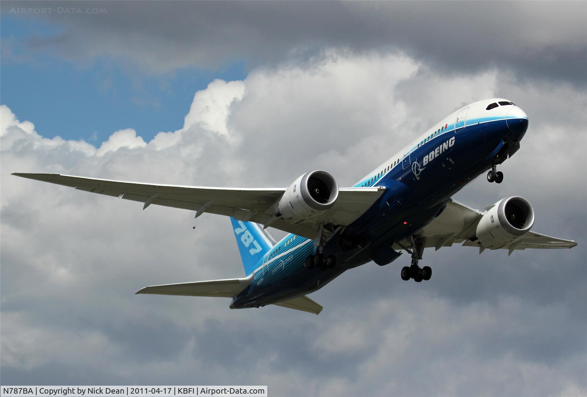 N787BA, 2009 Boeing 787-8 Dreamliner C/N 40690, KBFI