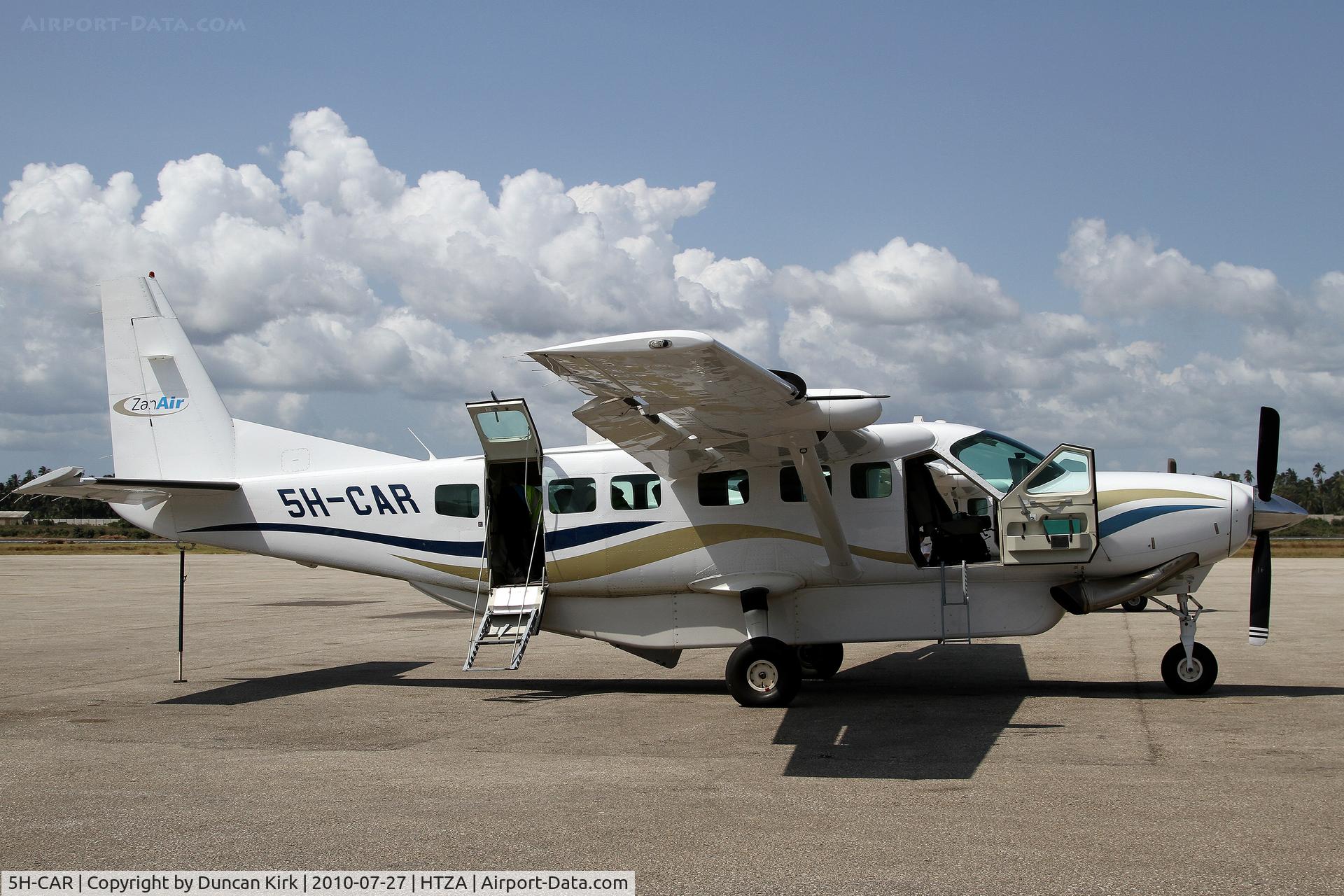 5H-CAR, 2008 Cessna 208B Caravan I C/N 208B2035, Zanair Caravan on the main ramp at Zanzibar