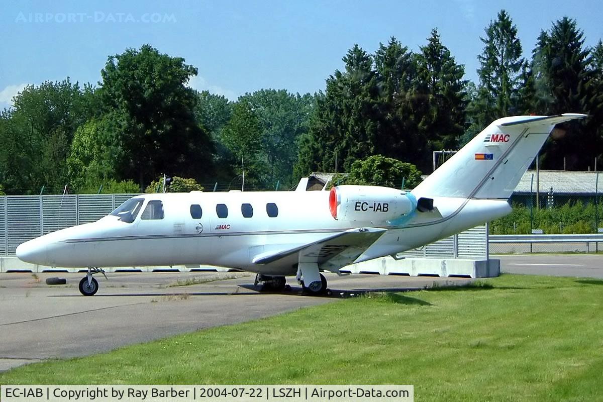 EC-IAB, 1993 Cessna 525 CitationJet C/N 525-0037, Cessna CitationJet [525-0037] Zurich~HB 22/07/2004