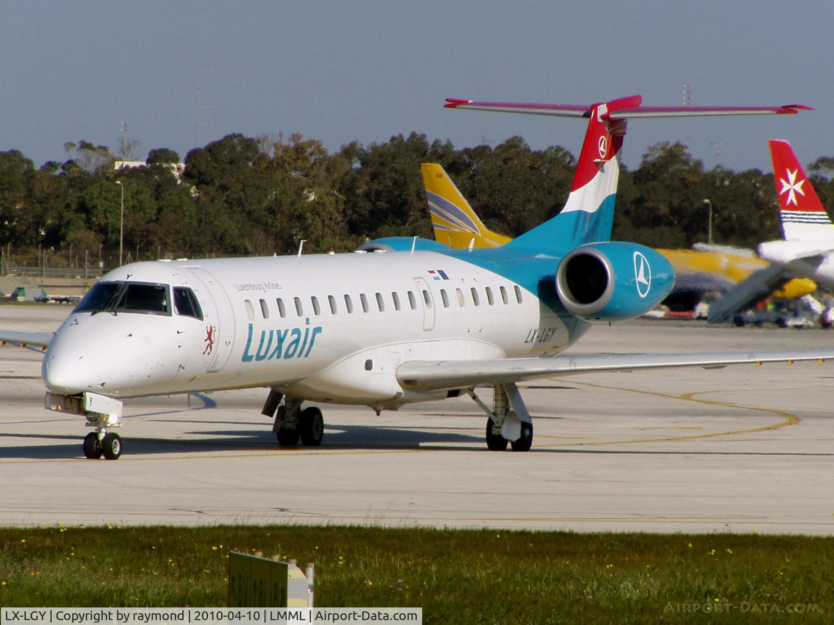 LX-LGY, 2000 Embraer EMB-145LU (ERJ-145LU) C/N 145242, ERJ145 LX-LGY Luxair