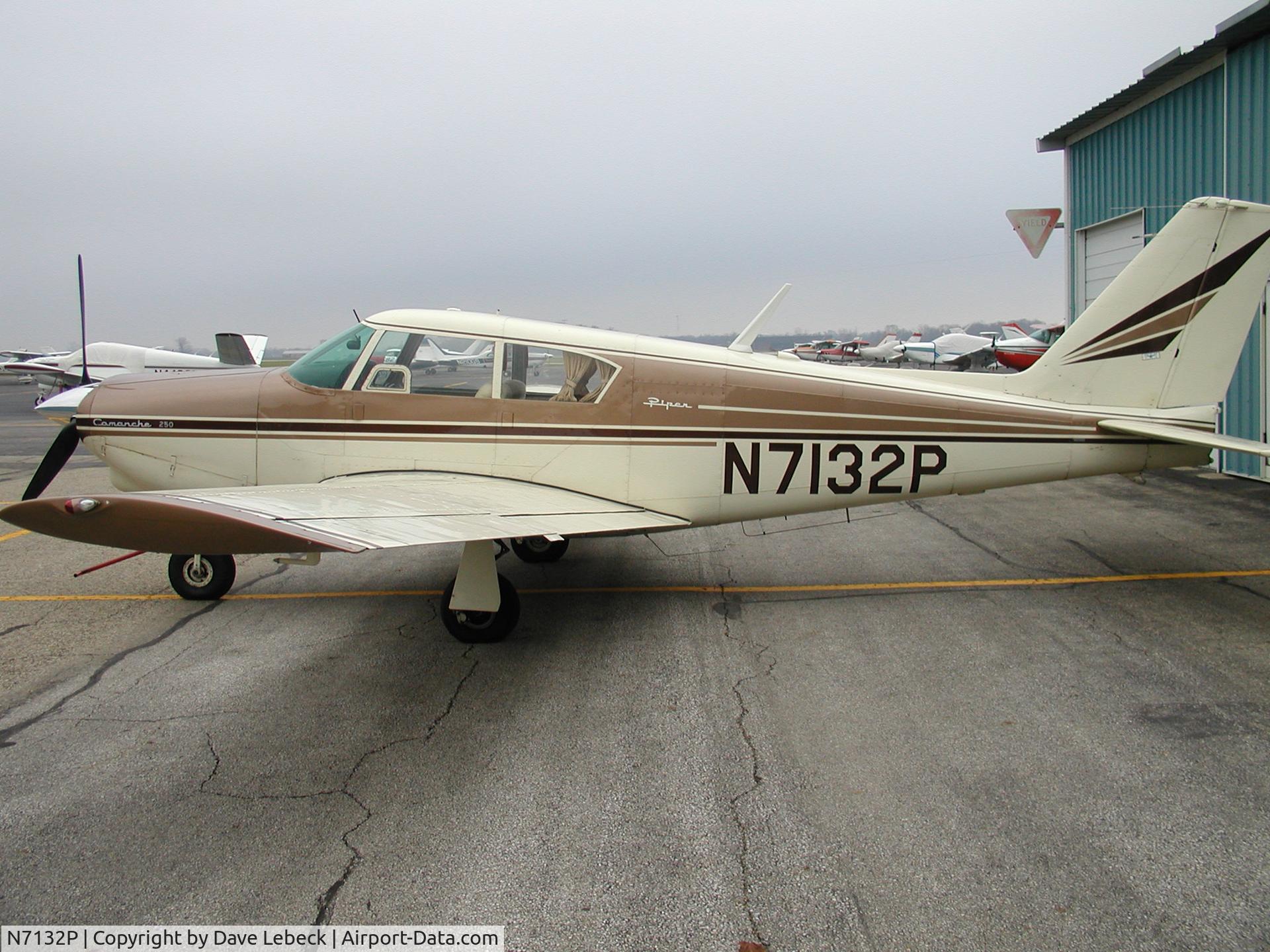 N7132P, 1961 Piper PA-24-250 Comanche C/N 24-2297, taken at University of Ohio Airport approx 2004