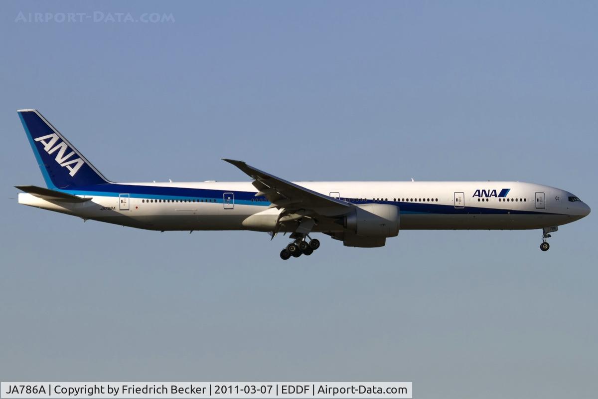 JA786A, 2010 Boeing 777-381/ER C/N 37948, on final
