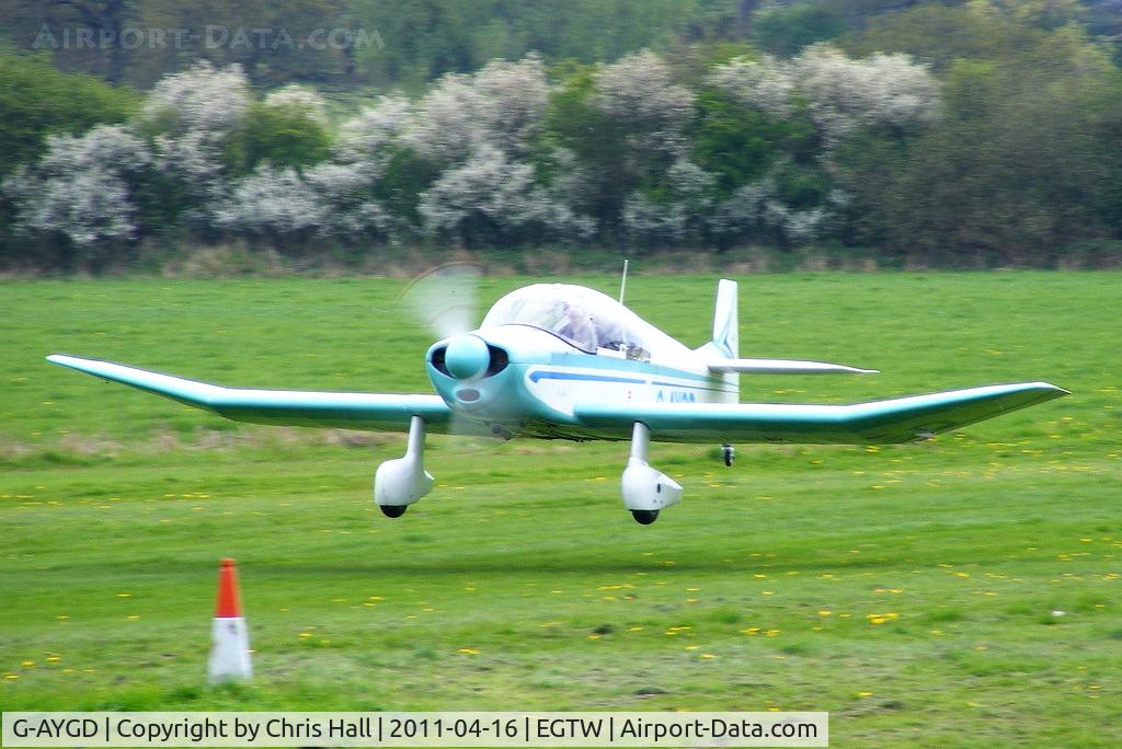 G-AYGD, 1963 CEA Jodel DR1050 Sicile C/N 515, Departing from Oaksey Park