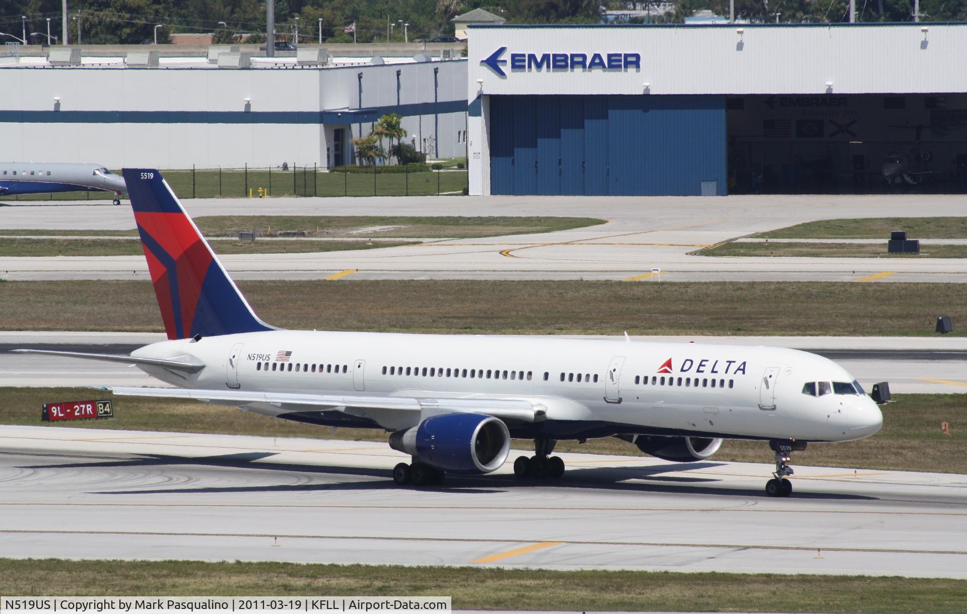 N519US, 1986 Boeing 757-251 C/N 23207, Boeing 757-200