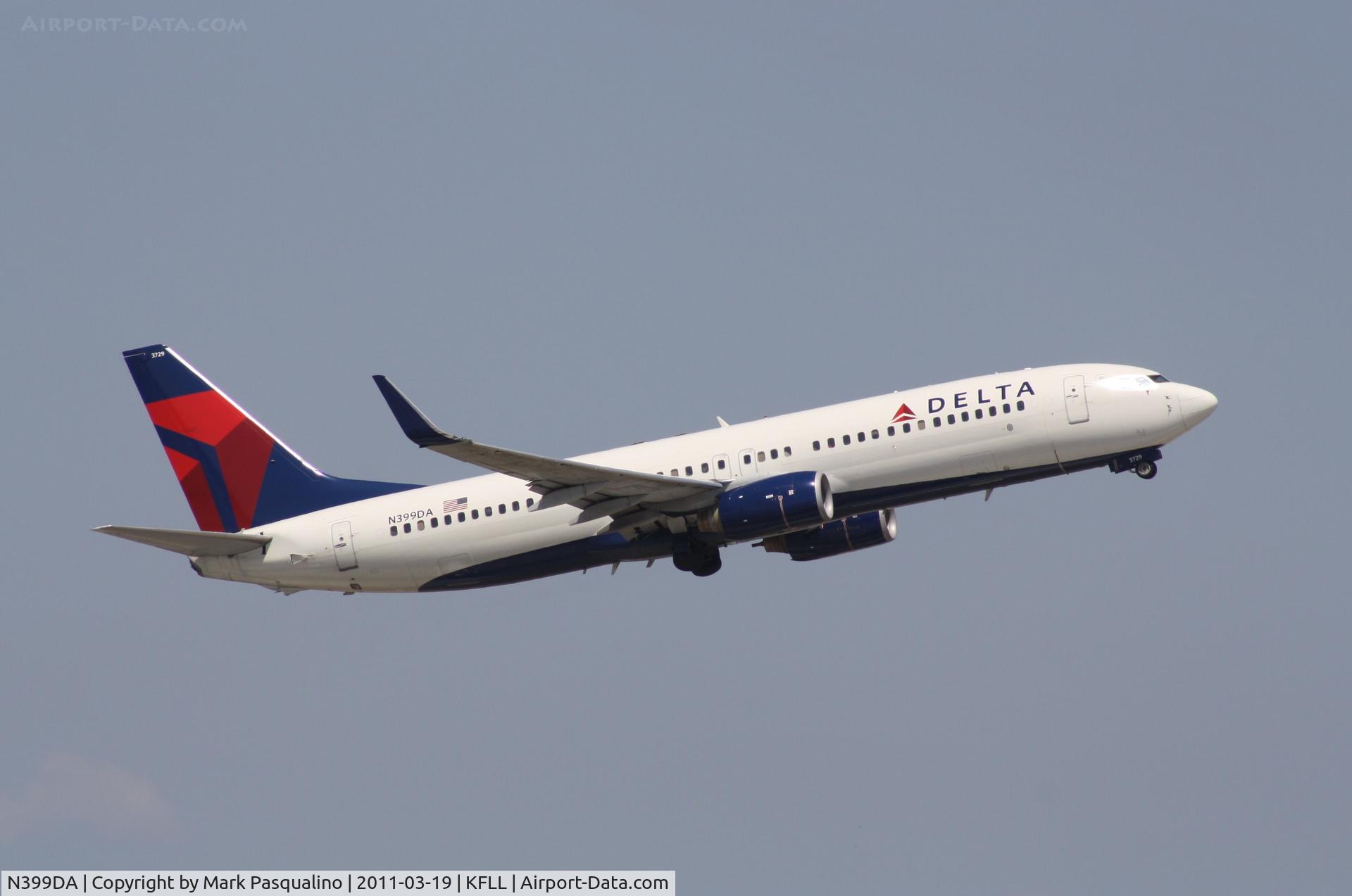 N399DA, 2000 Boeing 737-832 C/N 30379, Boeing 737-800
