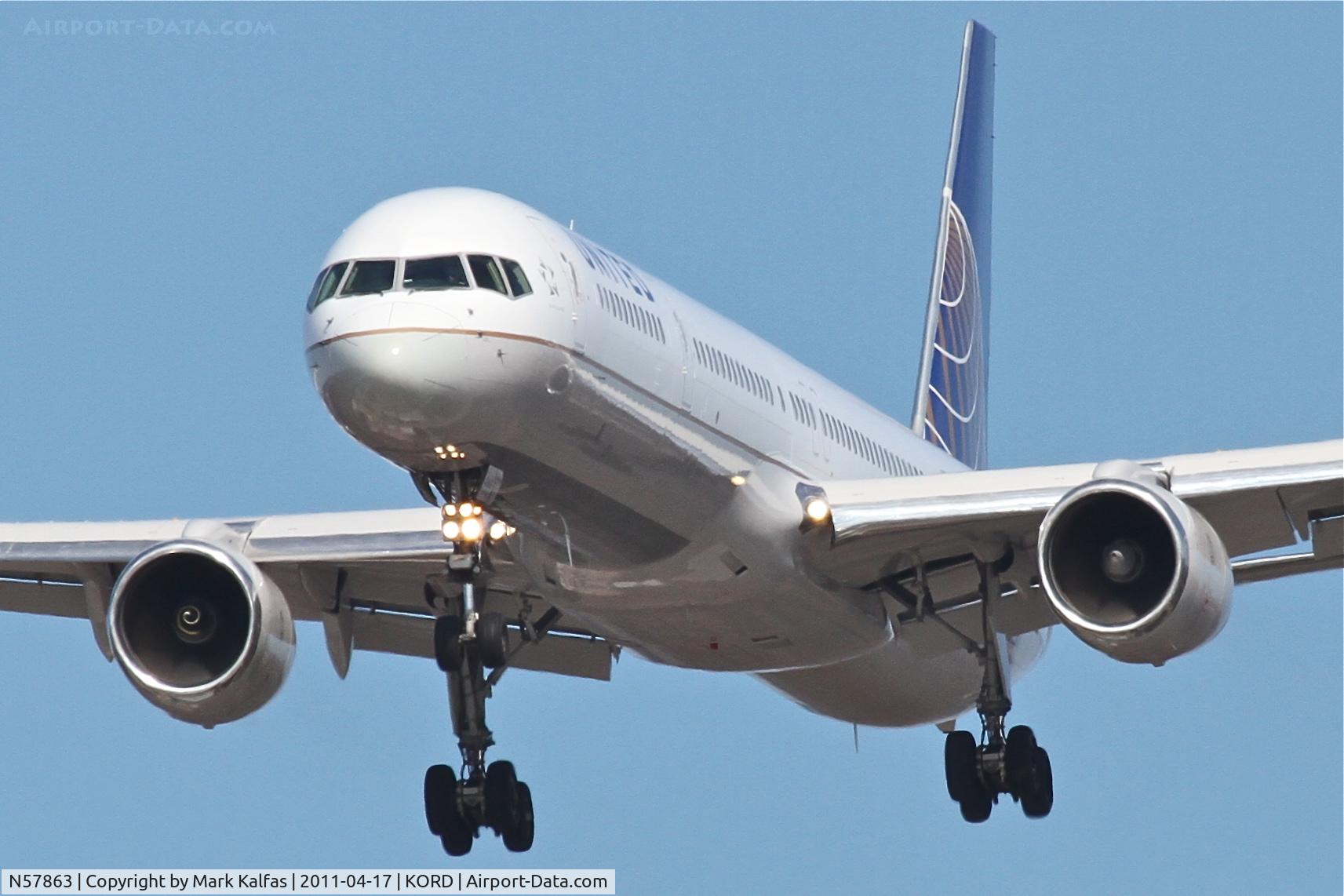 N57863, 2001 Boeing 757-33N C/N 32587, Continental Airlines/United Boeing 757-33N, COA146 arriving from KIAH, RWY 28 approach KORD.