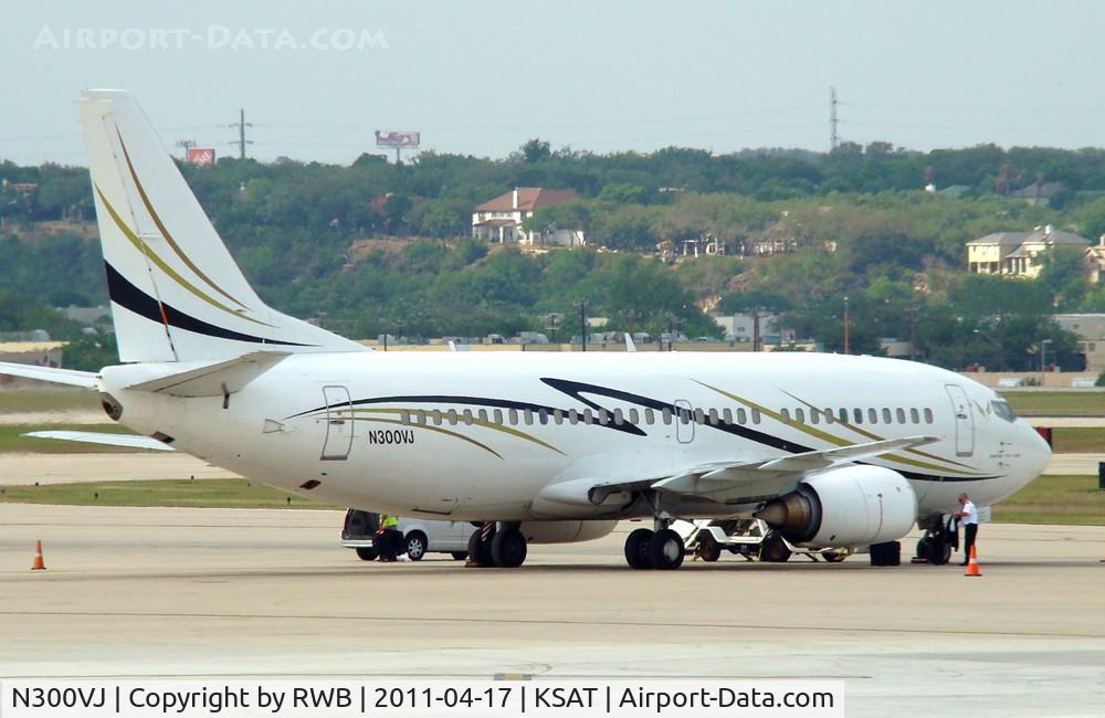 N300VJ, 1990 Boeing 737-322 C/N 24670, Parked in the west cargo area, sports charter