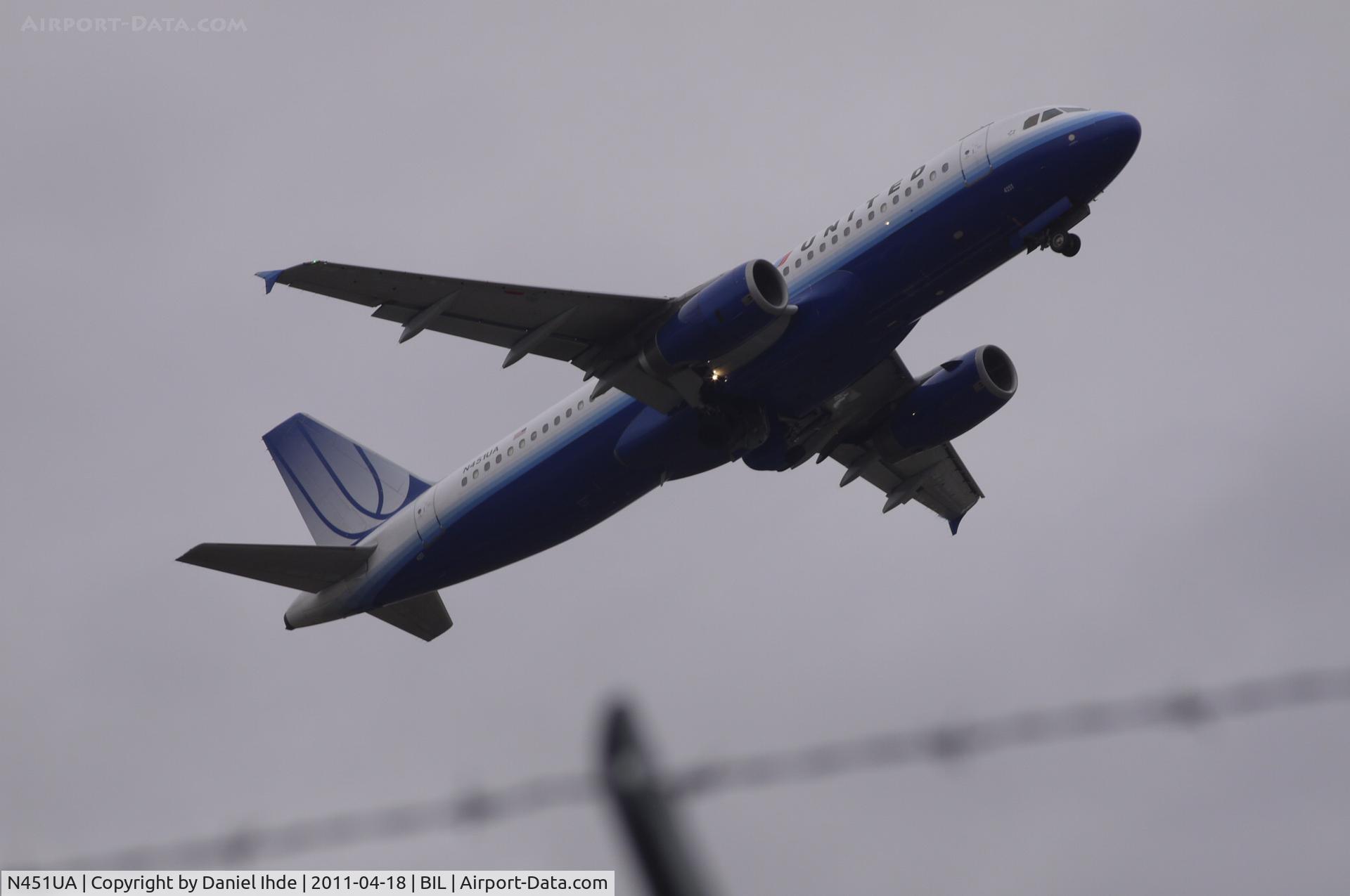N451UA, 1998 Airbus A320-232 C/N 865, United Airlines Airbus A320