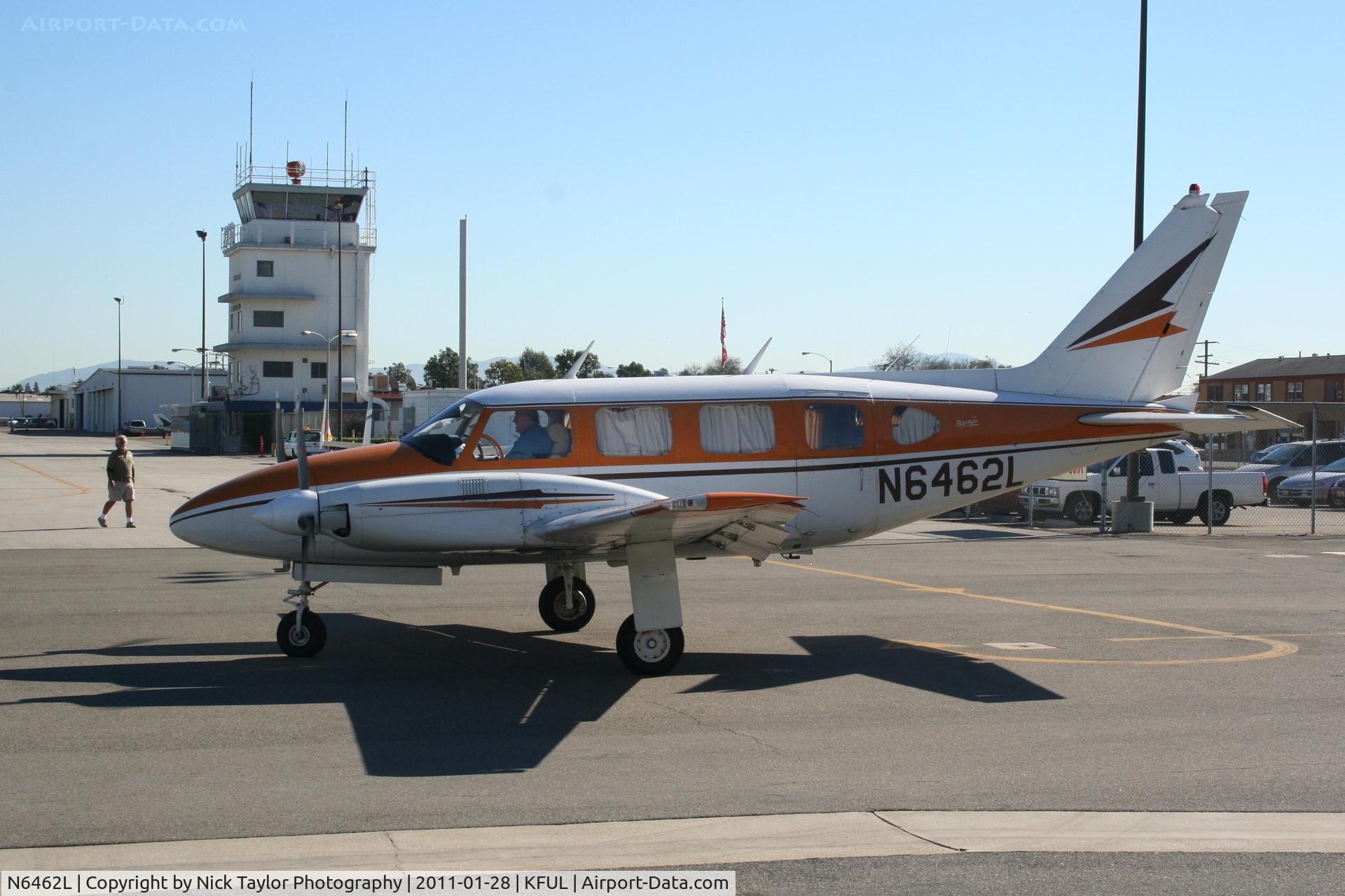 N6462L, 1969 Piper PA-31-310 Navajo C/N 31-419, Just after getting fuel from AFI at Fullerton Airport