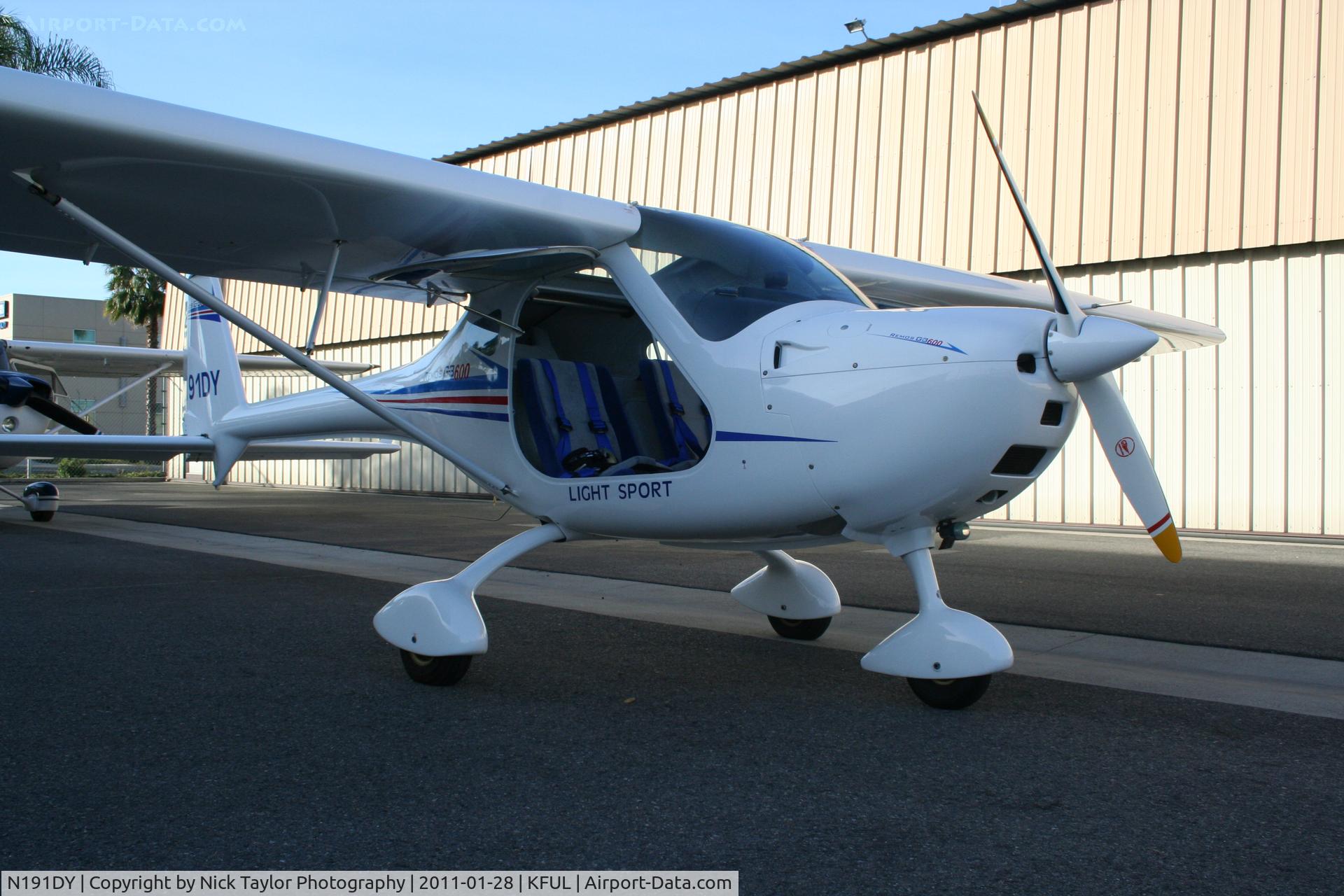 N191DY, 2007 Remos G-3/600 Mirage C/N 191, Getting ready to fly in the missing man formation for it's former owner.