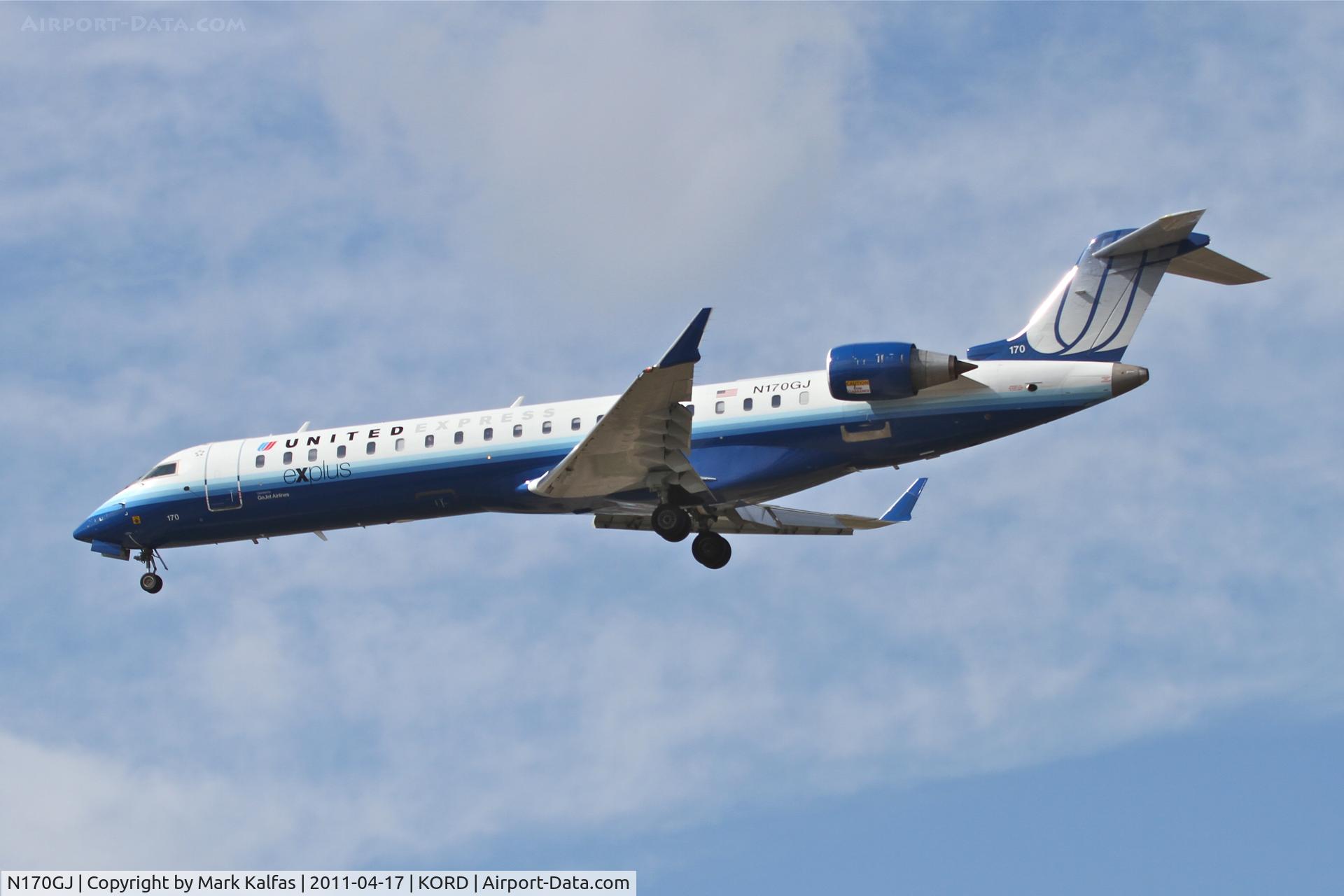 N170GJ, Bombardier CRJ-702ER NG (CL-600-2C10) Regional Jet C/N 10280, GoJet Airlines/United Express Bombardier CL-600-2C10, GJS7430 arriving from KBNA, RWY 28 KORD.