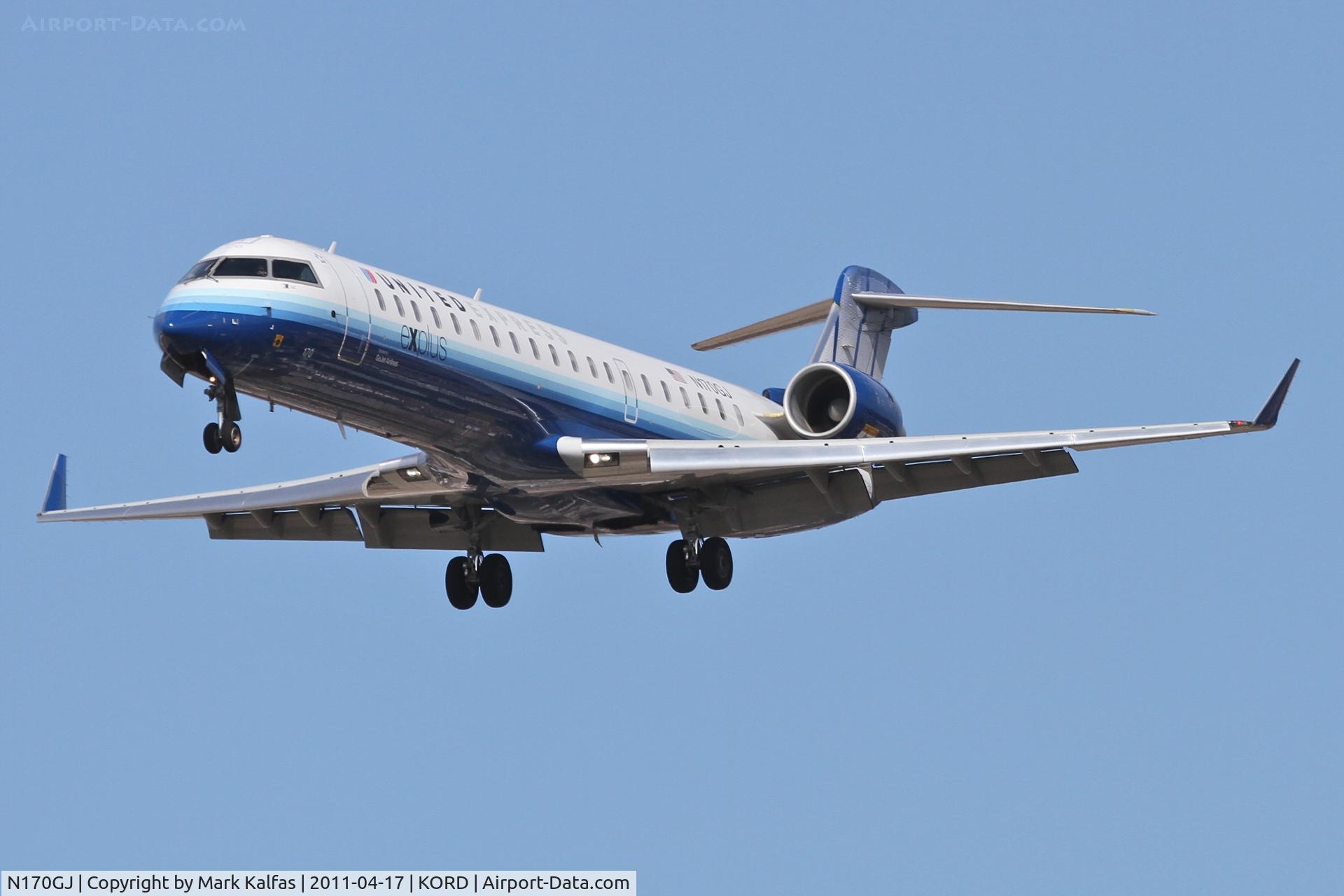 N170GJ, Bombardier CRJ-702ER NG (CL-600-2C10) Regional Jet C/N 10280, GoJet Airlines/United Express Bombardier CL-600-2C10, GJS7430 arriving from KBNA, RWY 28 KORD.