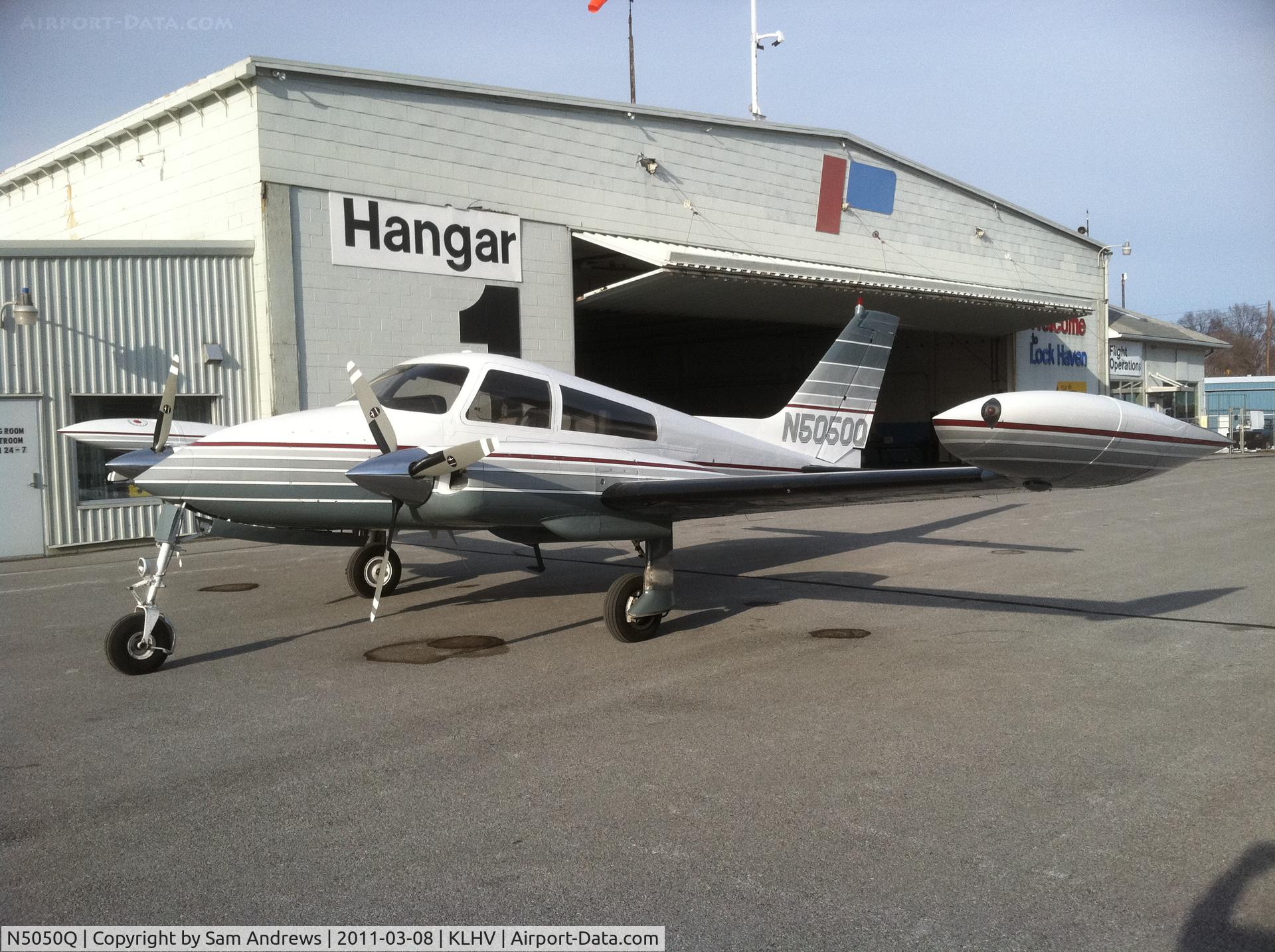 N5050Q, 1968 Cessna 310N C/N 310N-0150, Newly arrived at Lock Haven