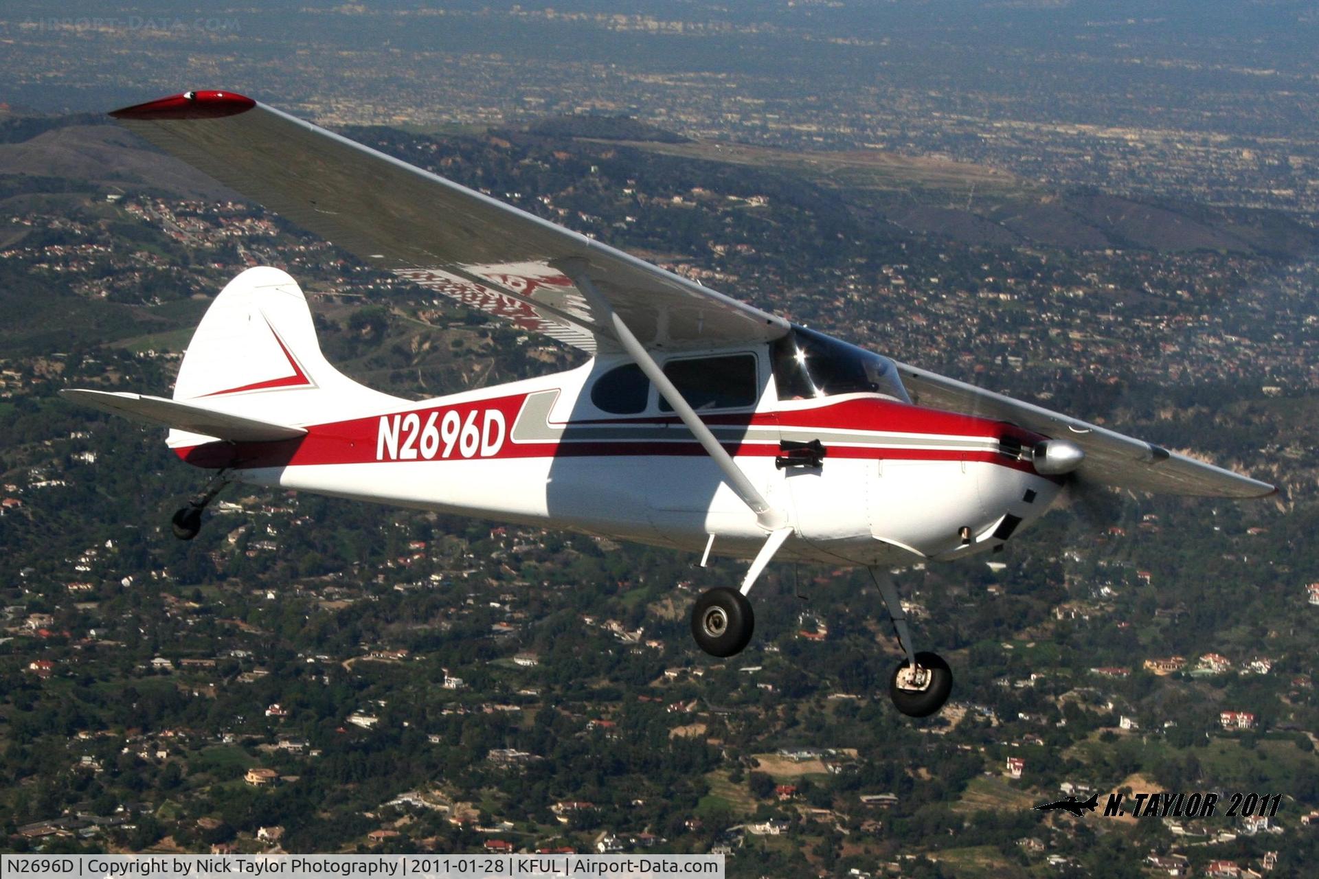 N2696D, 1952 Cessna 170B C/N 20848, Breakoff from the formation over the Fullerton area