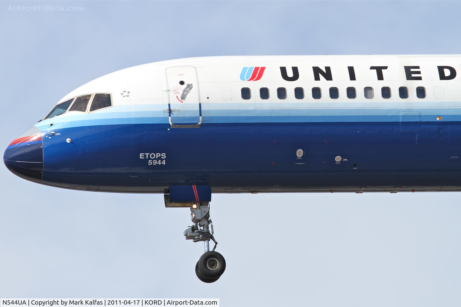 N544UA, 1991 Boeing 757-222 C/N 25322, United Airlines Boeing 757-222, UAL908 arriving from KDEN, RWY 28 KORD.