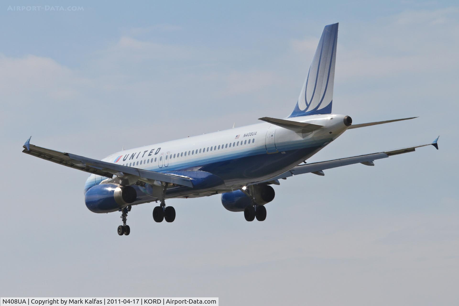 N408UA, 1994 Airbus A320-232 C/N 457, United Airlines Airbus A320-232, UAL653 arriving from KPHX, RWY 28 approach KORD.