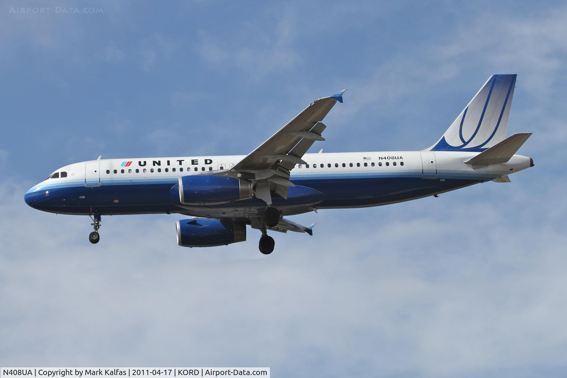 N408UA, 1994 Airbus A320-232 C/N 457, United Airlines Airbus A320-232, UAL653 arriving from KPHX, RWY 28 approach KORD.