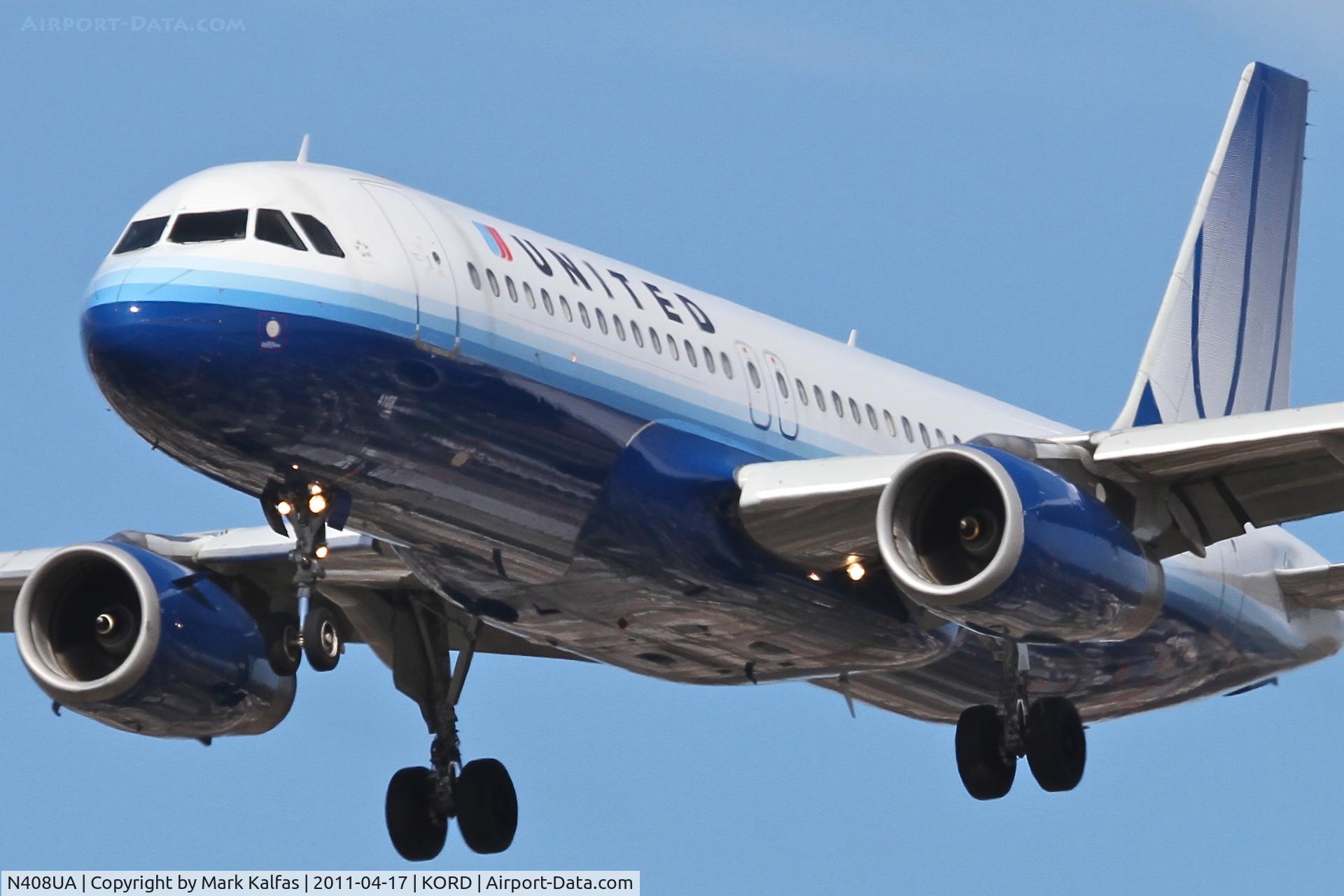 N408UA, 1994 Airbus A320-232 C/N 457, United Airlines Airbus A320-232, UAL653 arriving from KPHX, RWY 28 approach KORD.