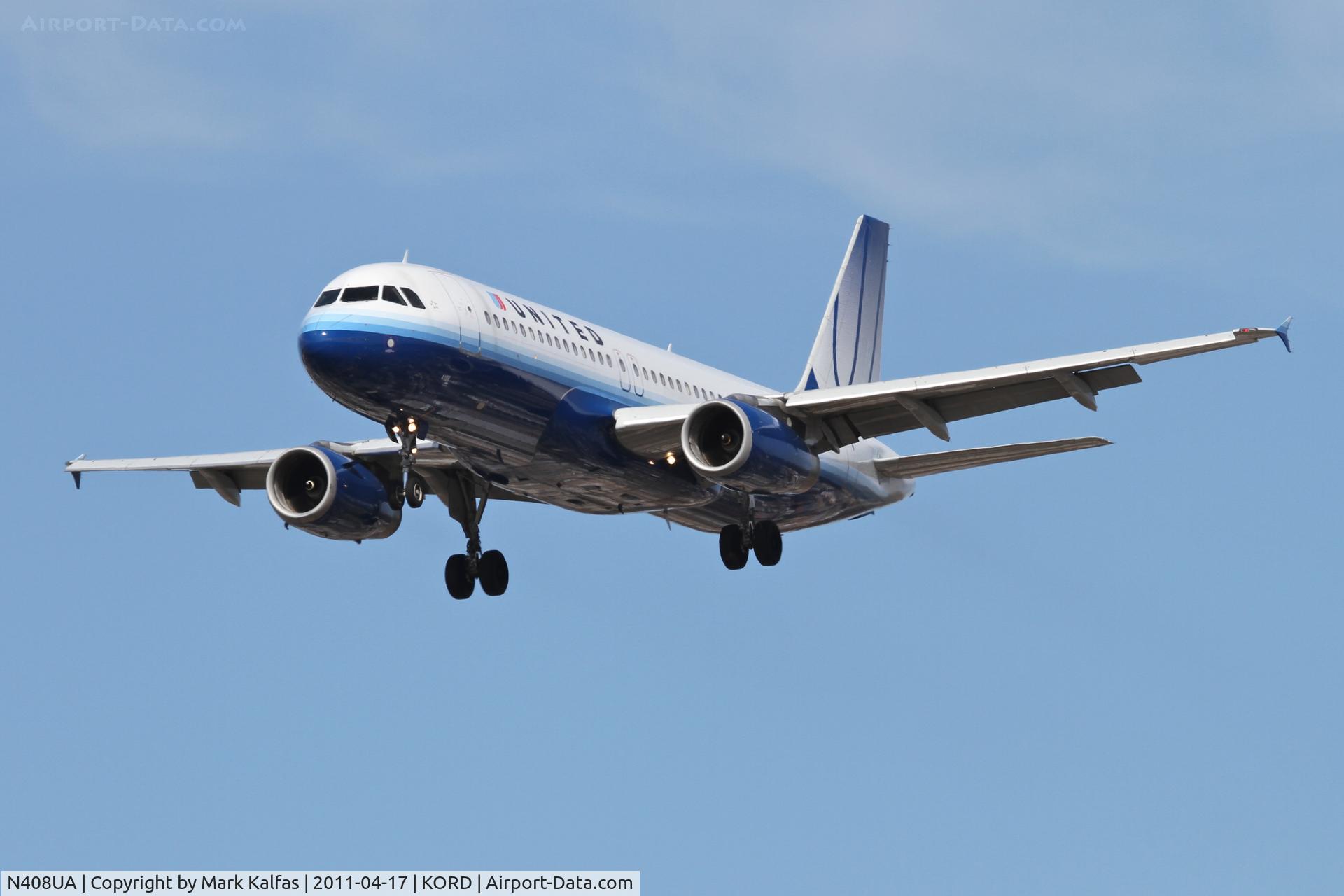 N408UA, 1994 Airbus A320-232 C/N 457, United Airlines Airbus A320-232, UAL653 arriving from KPHX, RWY 28 approach KORD.