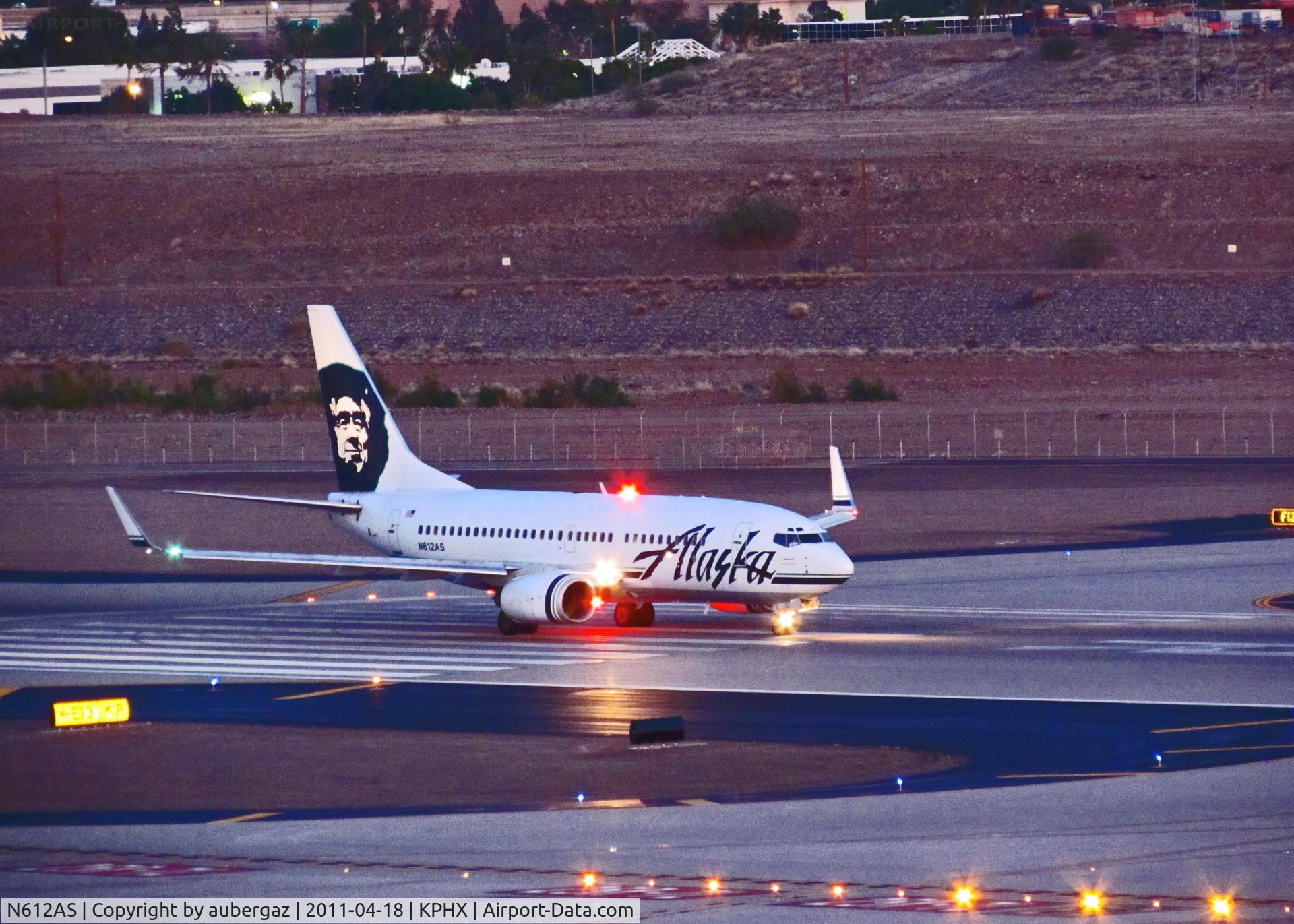N612AS, 1999 Boeing 737-790 C/N 30162, Evening takeoff from PHX