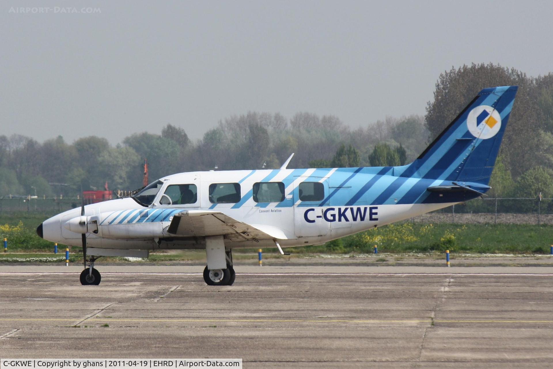 C-GKWE, Piper PA-31-310 Navajo C/N 31-7812037, Ex PH-OAL