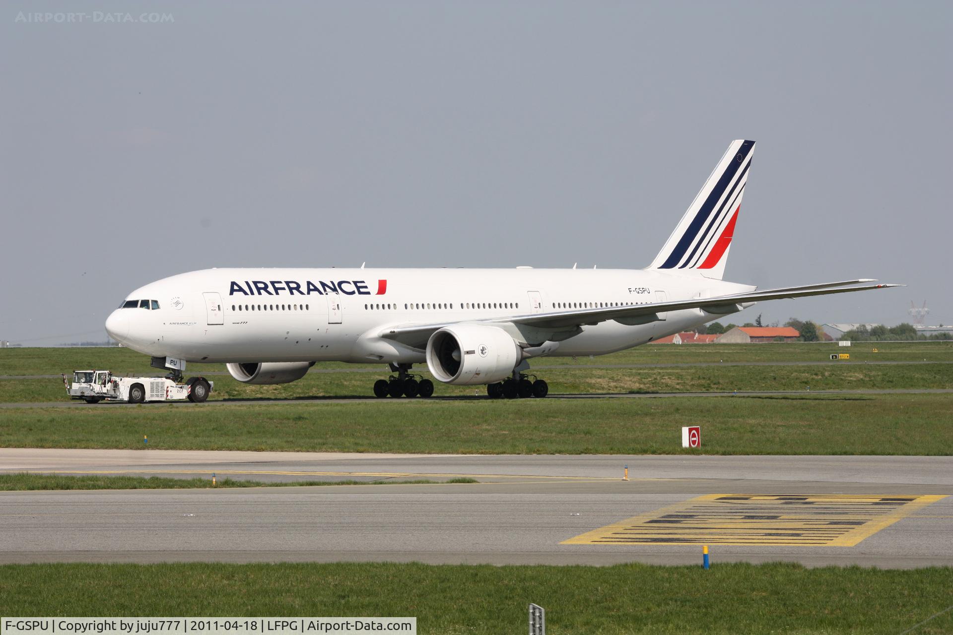 F-GSPU, 2002 Boeing 777-228/ER C/N 32309, with new color
