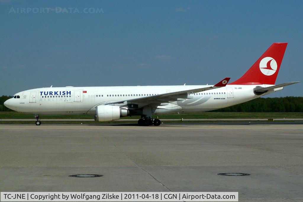 TC-JNE, 2006 Airbus A330-203 C/N 774, visitor