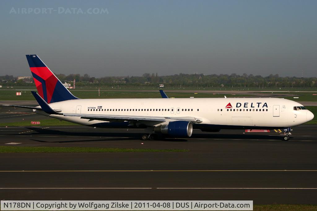 N178DN, 1991 Boeing 767-332 C/N 25143, visitor