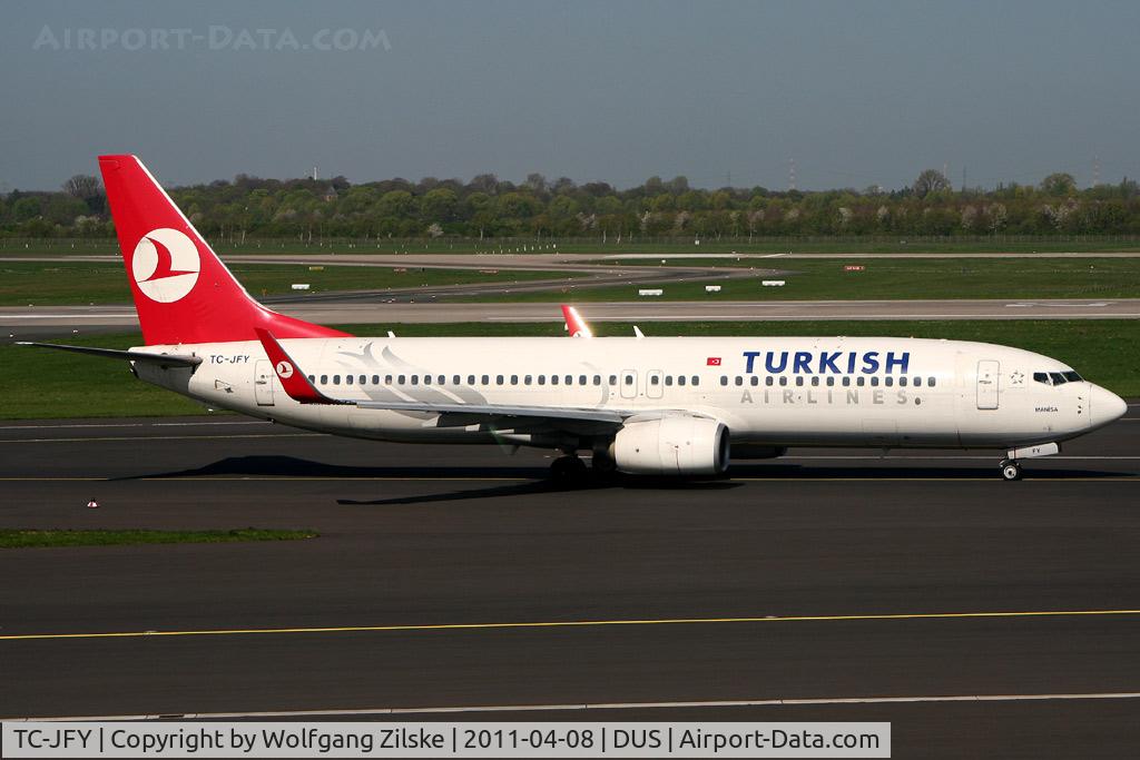 TC-JFY, 2000 Boeing 737-8F2 C/N 29783/497, visitor