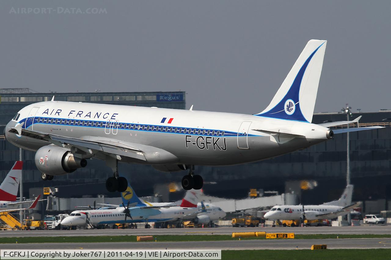 F-GFKJ, 1989 Airbus A320-211 C/N 0063, Air France