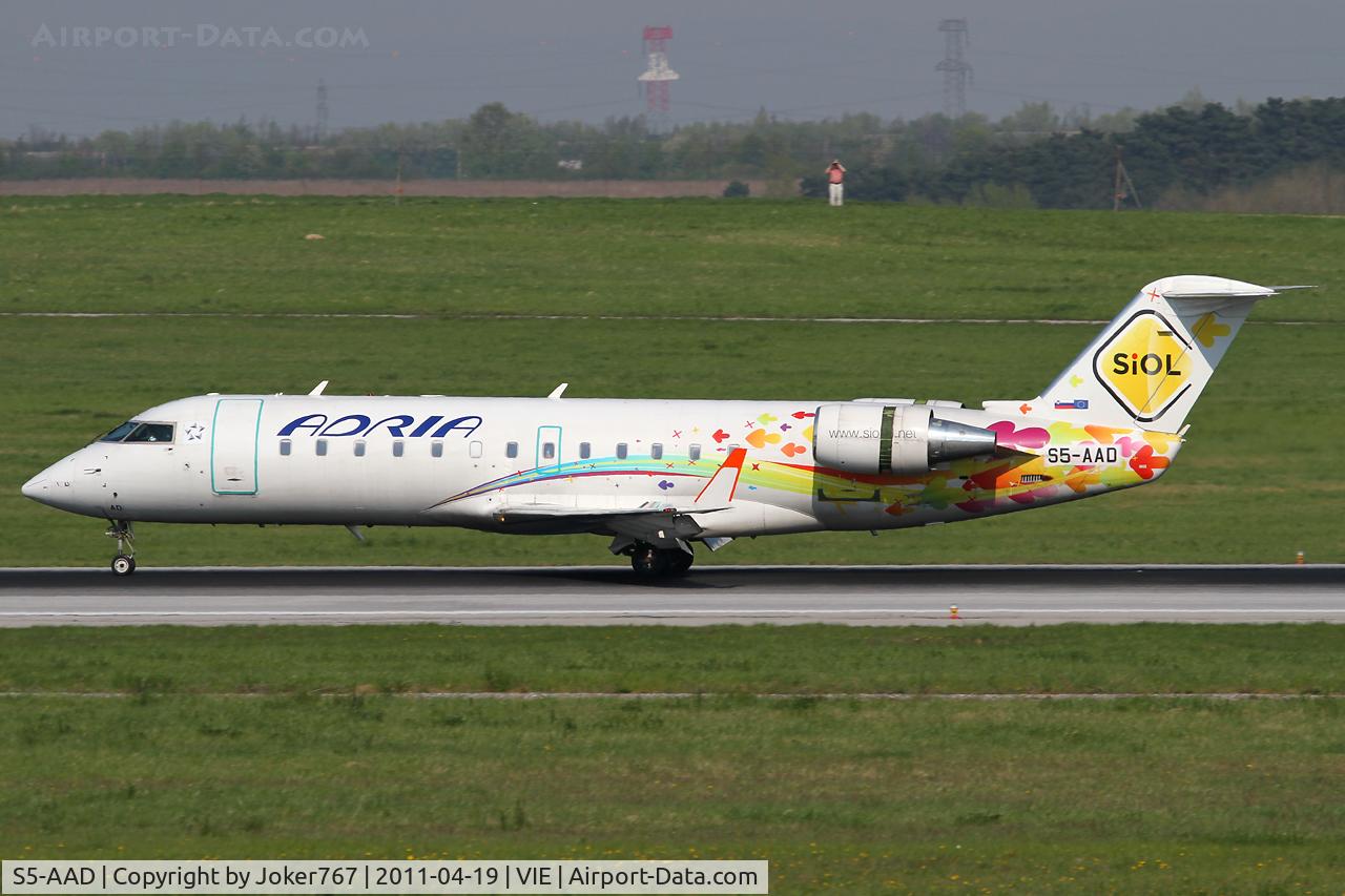 S5-AAD, 1997 Canadair CRJ-200LR (CL-600-2B19) C/N 7166, Adria Airways