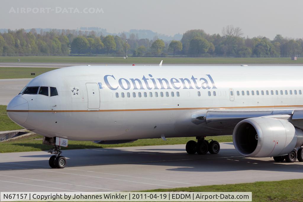 N67157, 2001 Boeing 767-224 C/N 30436, B767