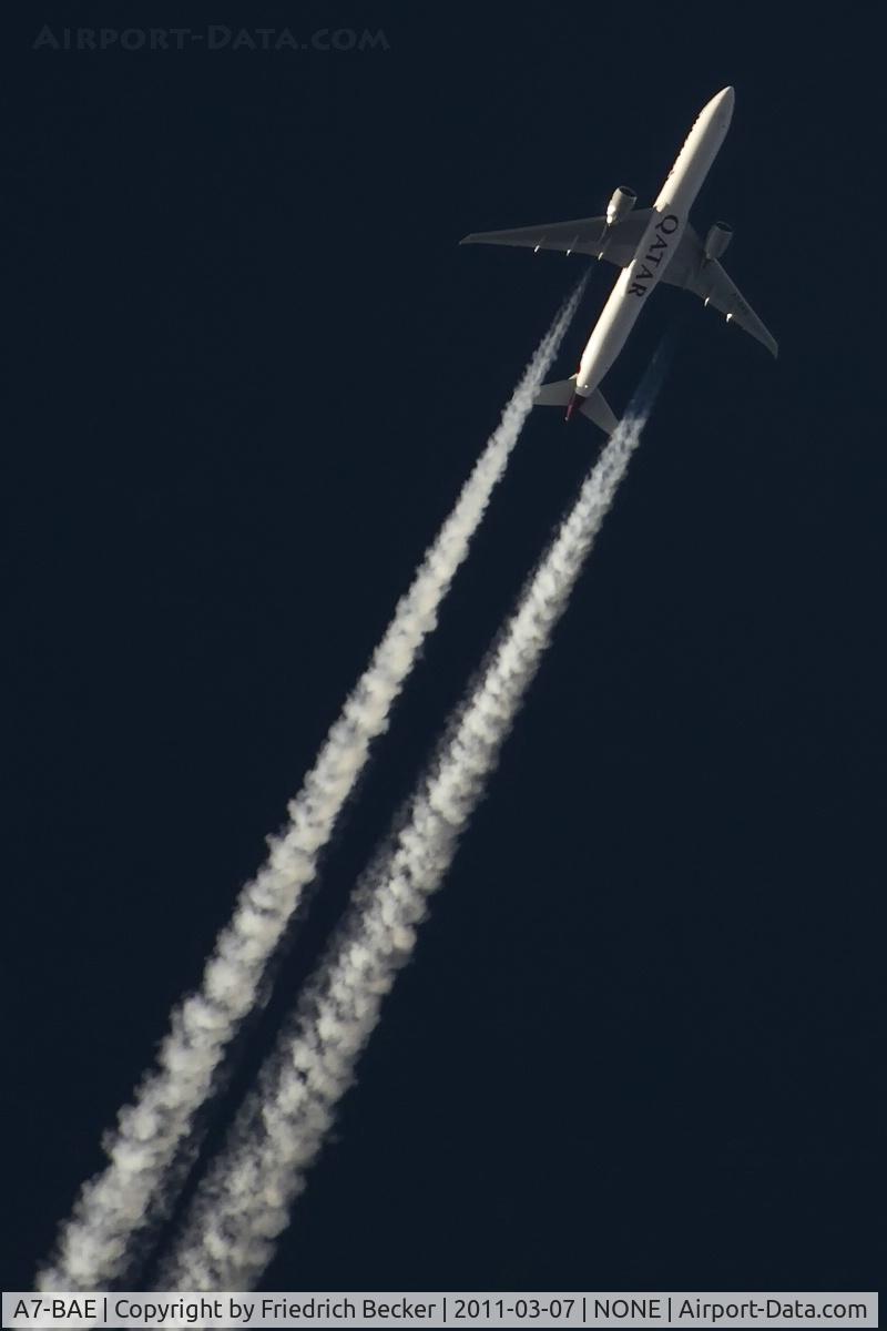 A7-BAE, 2009 Boeing 777-3DZ/ER C/N 36104, Qatar Airways B777-300 crusing high