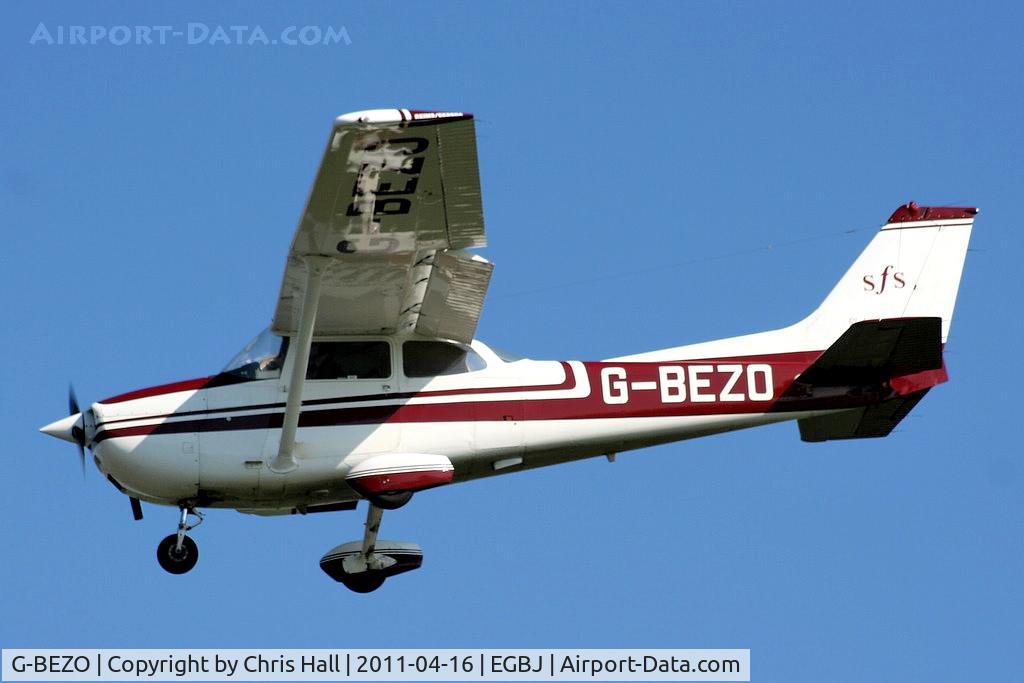 G-BEZO, 1976 Reims F172M ll Skyhawk C/N 1392, Staverton Flying School