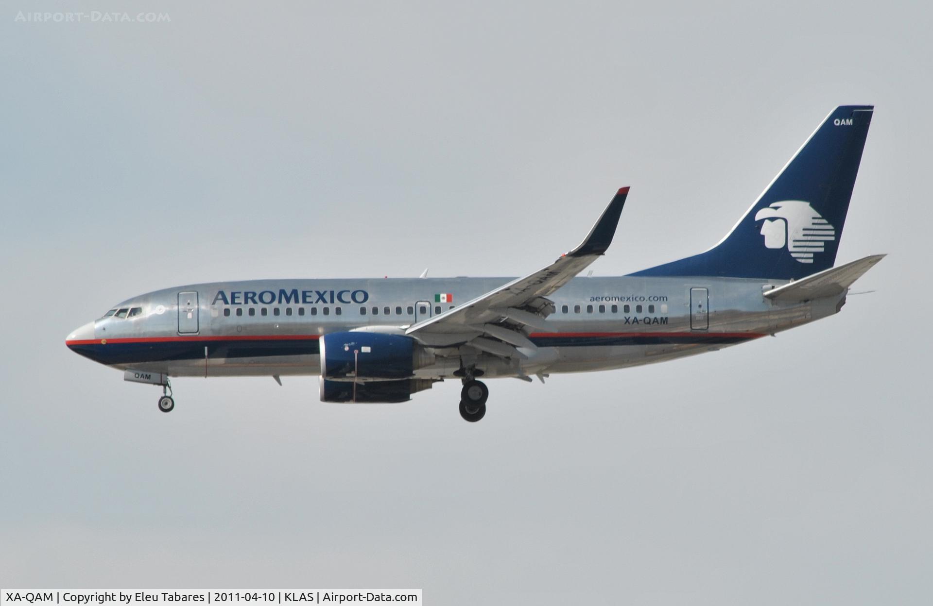 XA-QAM, 2005 Boeing 737-752 C/N 34294, Taken on final approach to McCarran International Airport in Las Vegas, Nevada.