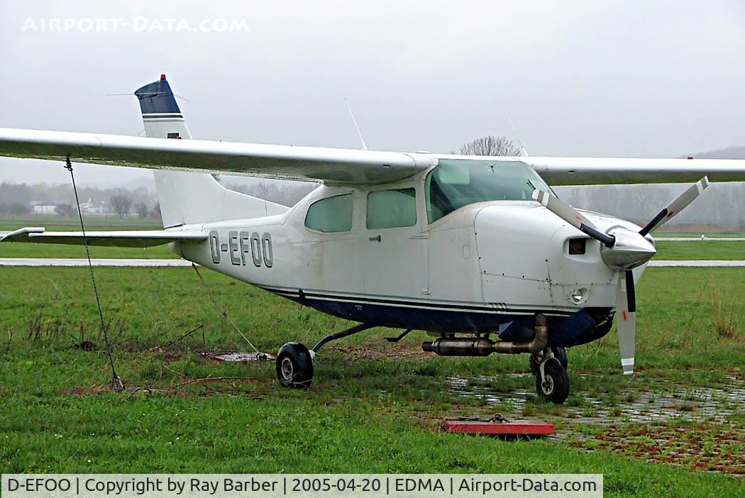 D-EFOO, 1981 Cessna T210N Turbo Centurion C/N 210-64296, Cessna T.210N Turbo Centurion [210-64296] Augsburg~D 20/04/2005