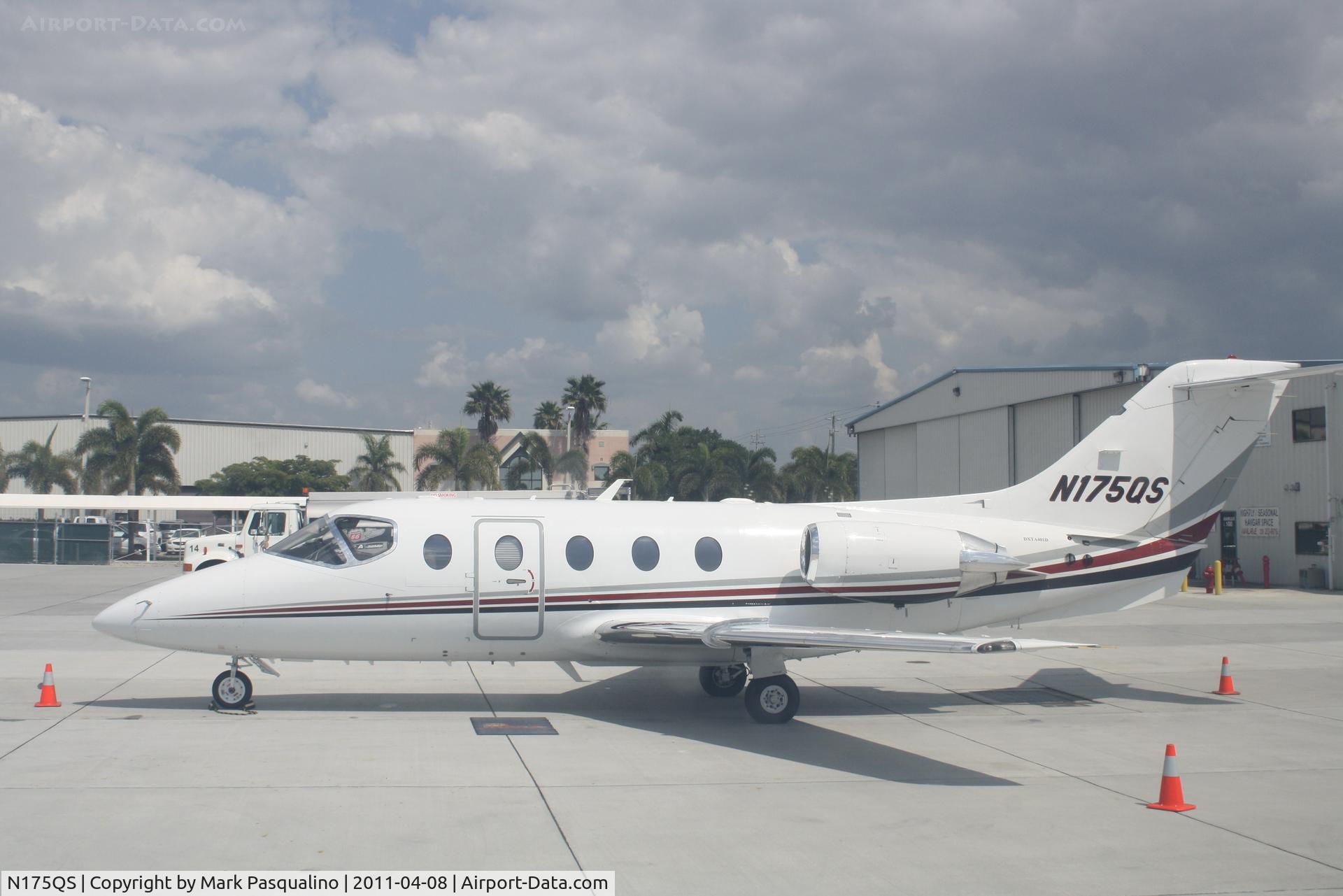 N175QS, 2008 Hawker Beechcraft 400A Beechjet C/N RK-574, Beech 400A