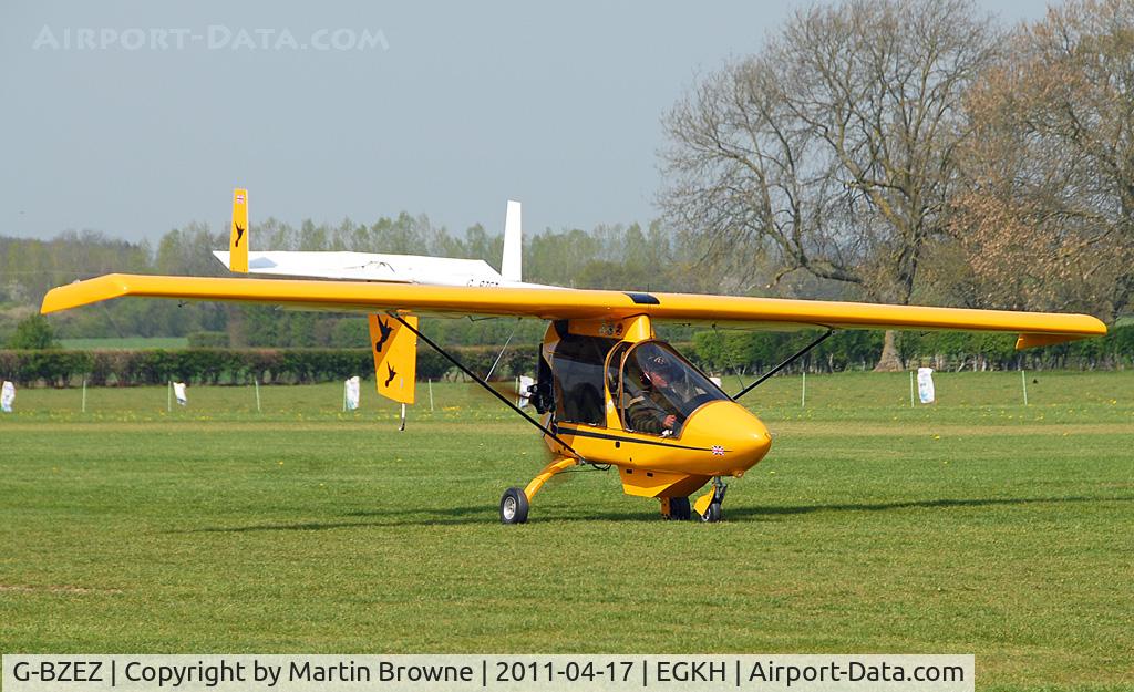 G-BZEZ, 2000 CFM Streak Shadow SA C/N PFA 206-13503, SHOT AT HEADCORN