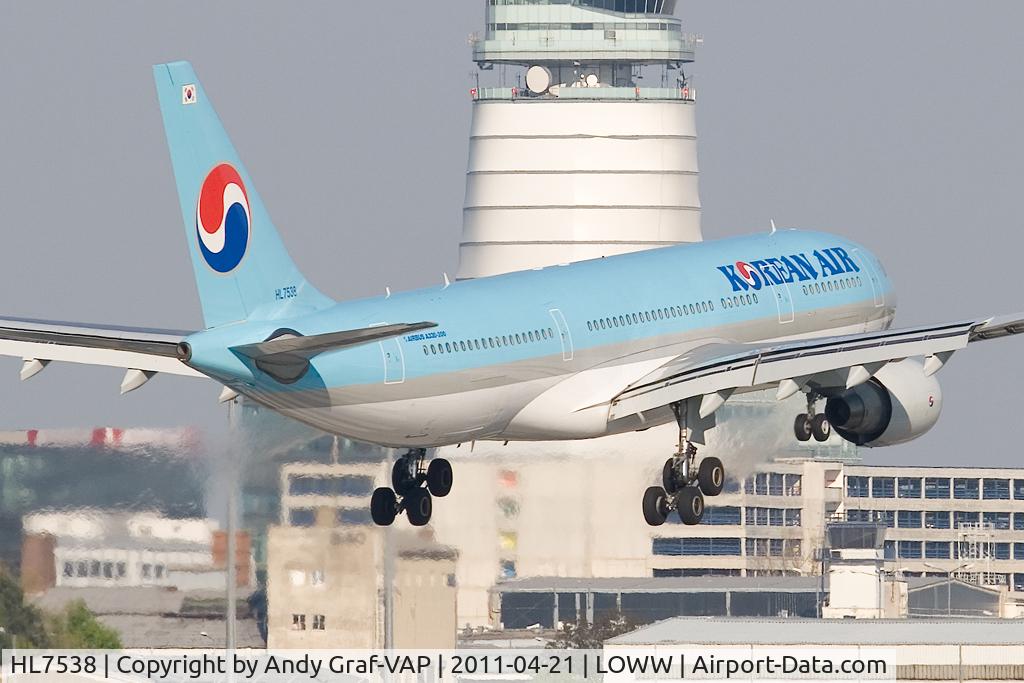 HL7538, 1998 Airbus A330-223 C/N 222, Korean Air A330-200